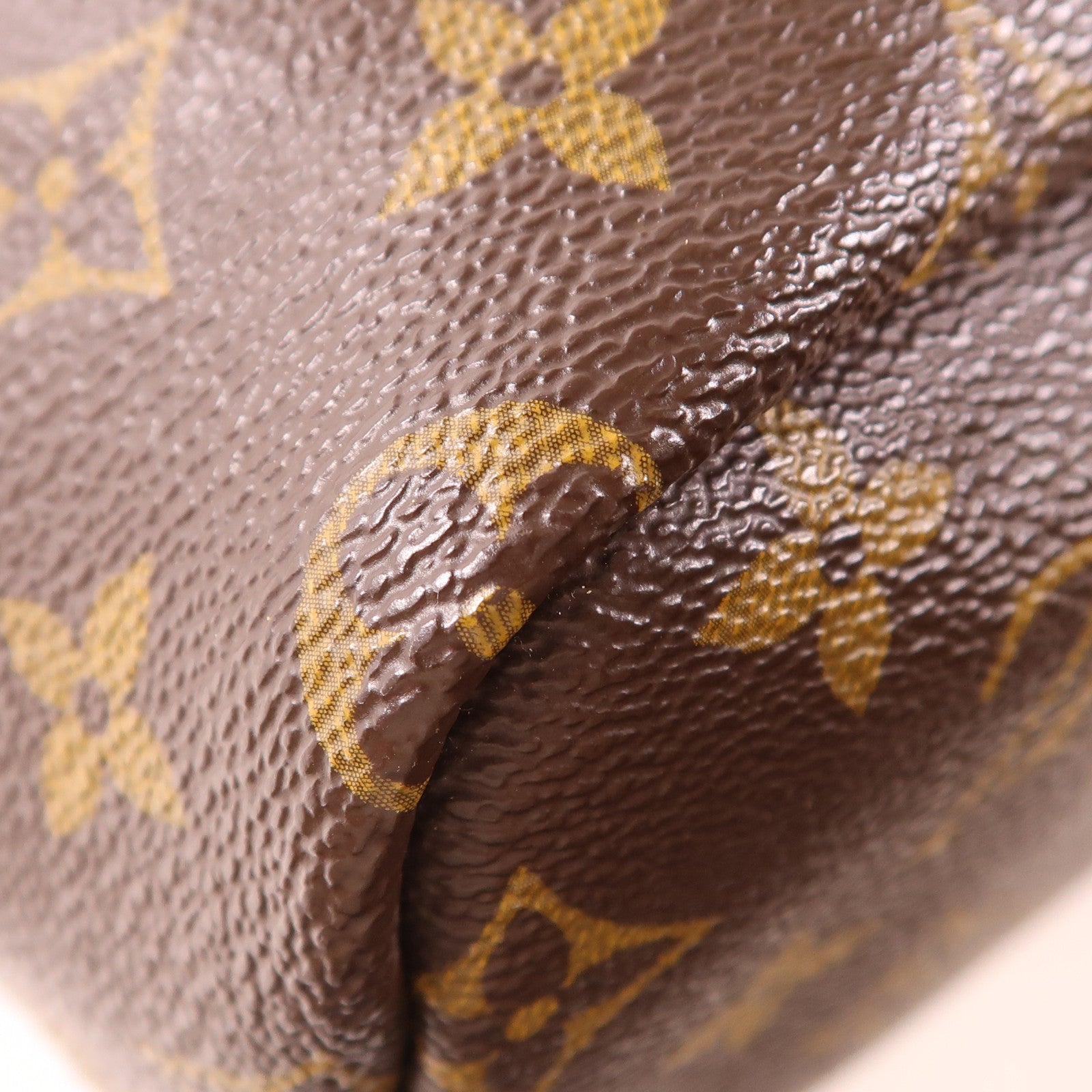 LOUIS VUITTON Monogram Bag With Holes金扣手挽袋