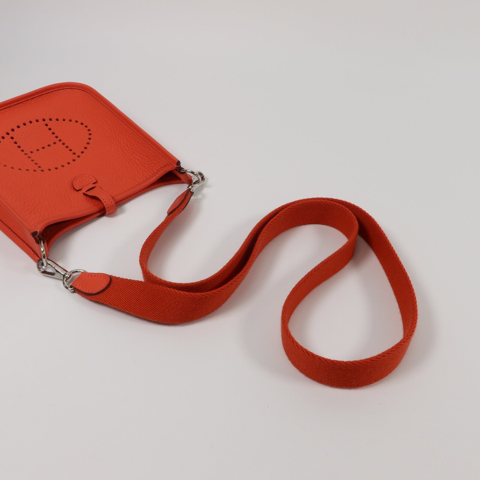 HERMES Clemence皮革Evelyne TPM肩背袋