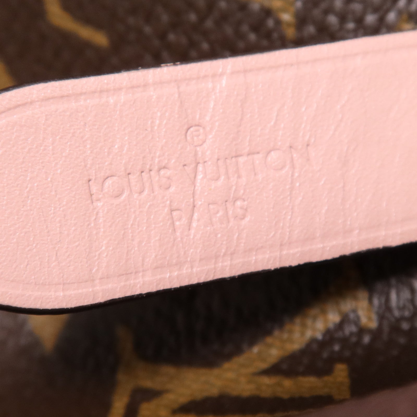 LOUIS VUITTON Monogram Neo Noe金扣肩背袋