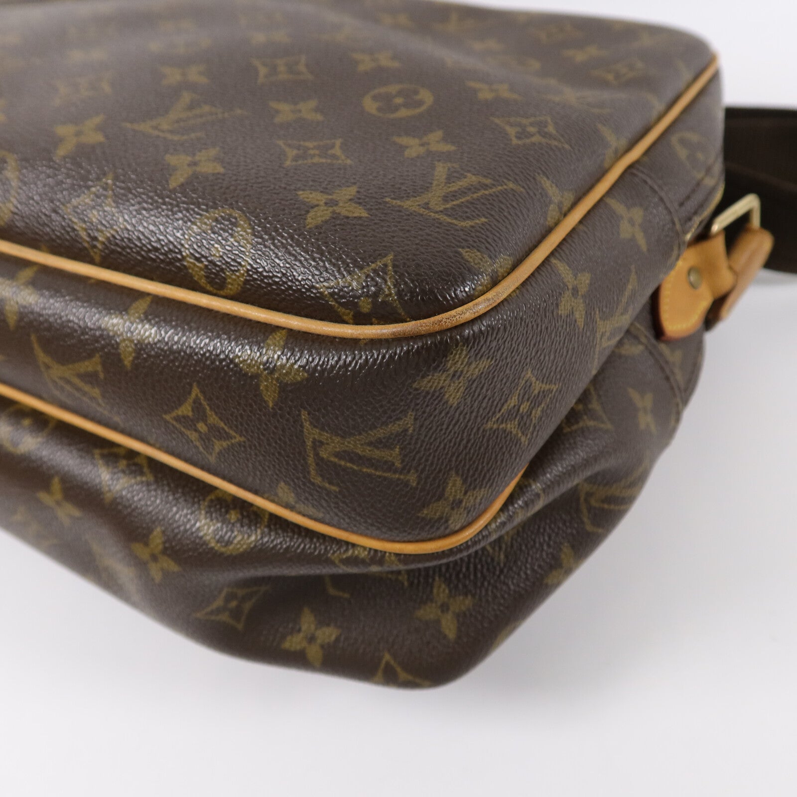LOUIS VUITTON Monogram Reporter GM肩背袋