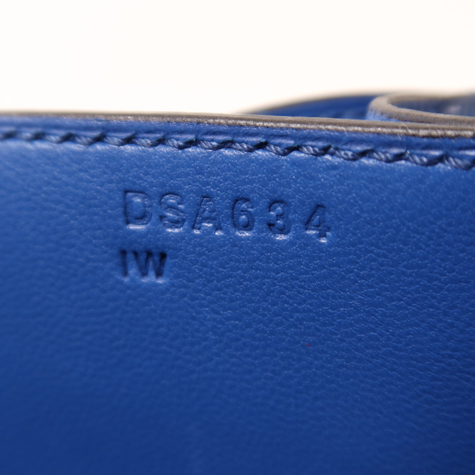 HERMES 鴕鳥皮革Constance Mini金扣肩背袋Cobalt
