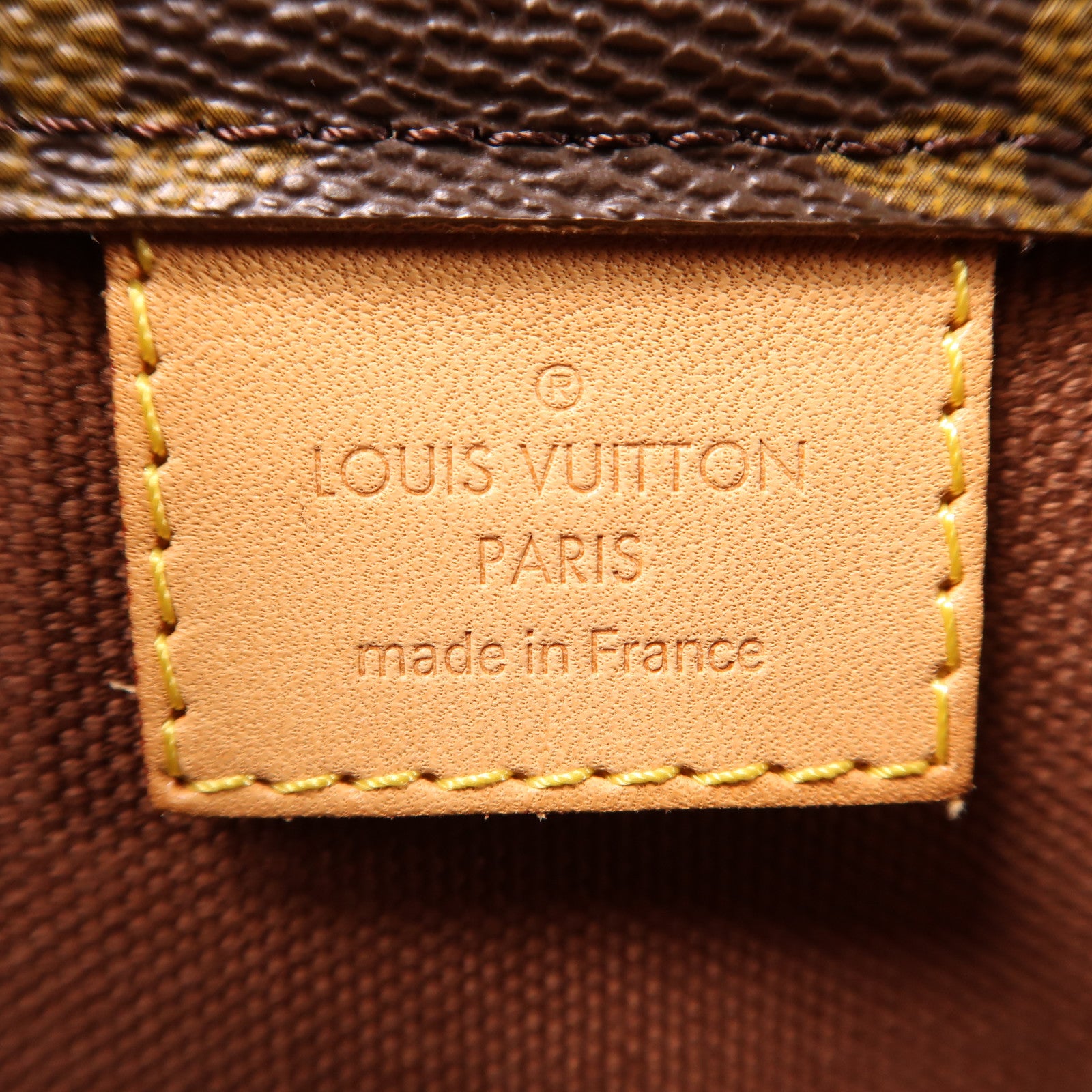 LOUIS VUITTON Monogram Bag With Holes金扣手挽袋