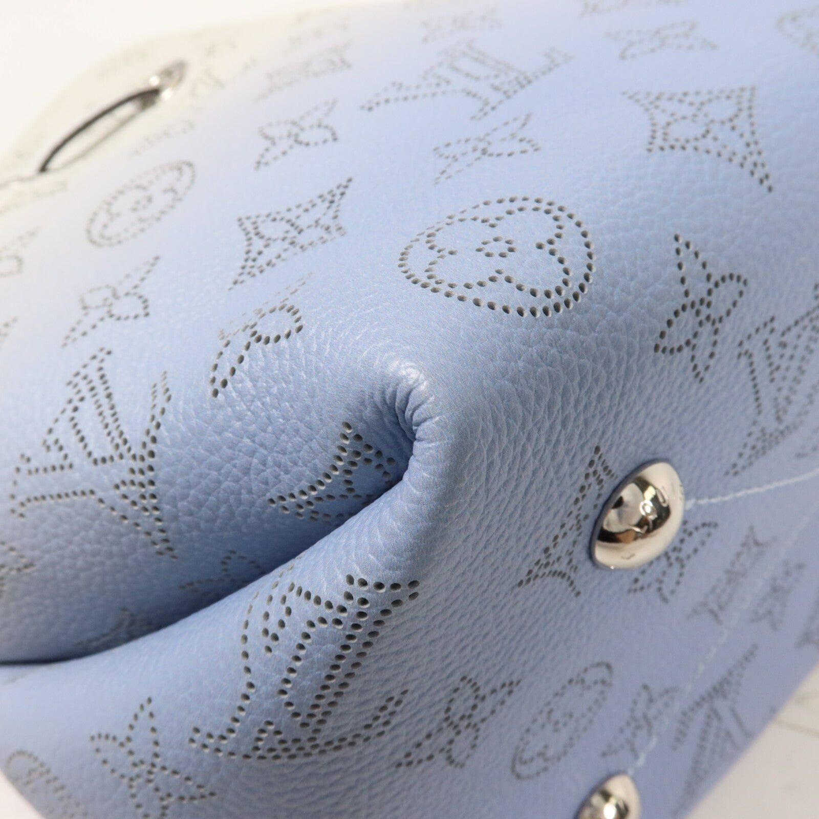 LOUIS VUITTON Mahina Bella鏈帶手挽肩背兩用袋