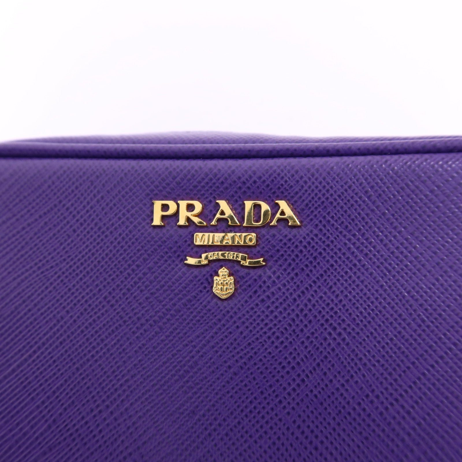 PRADA 牛皮皮革Pouch金扣肩背袋