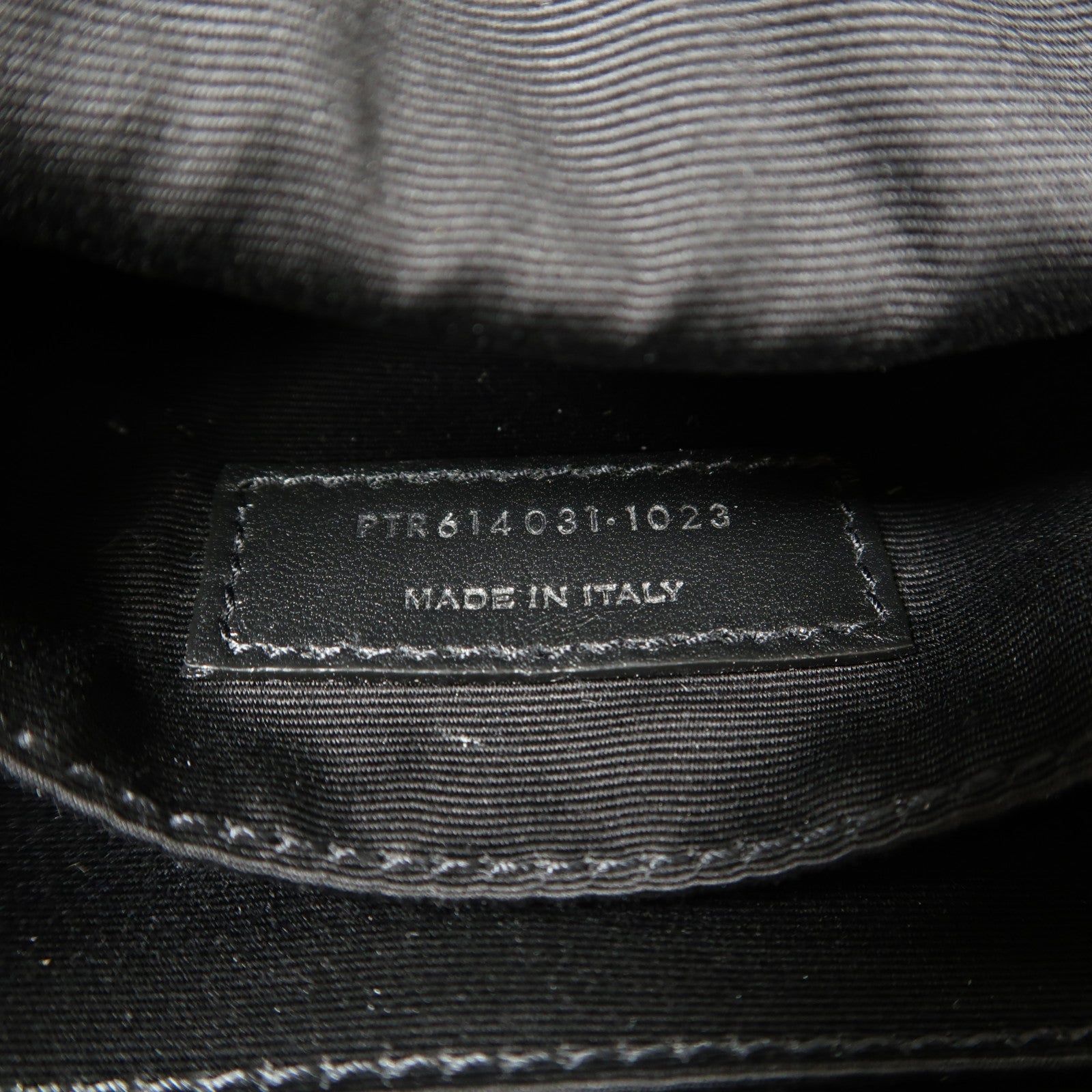 YVES SAINT LAURENT 牛皮皮革Lou Waist Bag金扣腰包