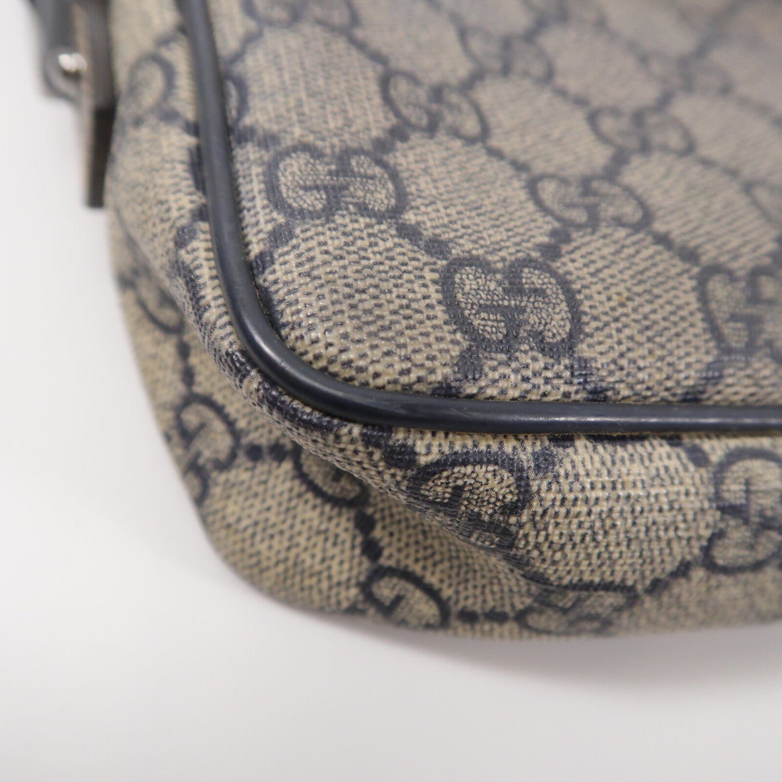 GUCCI 塗層帆布Camera Bag肩背袋
