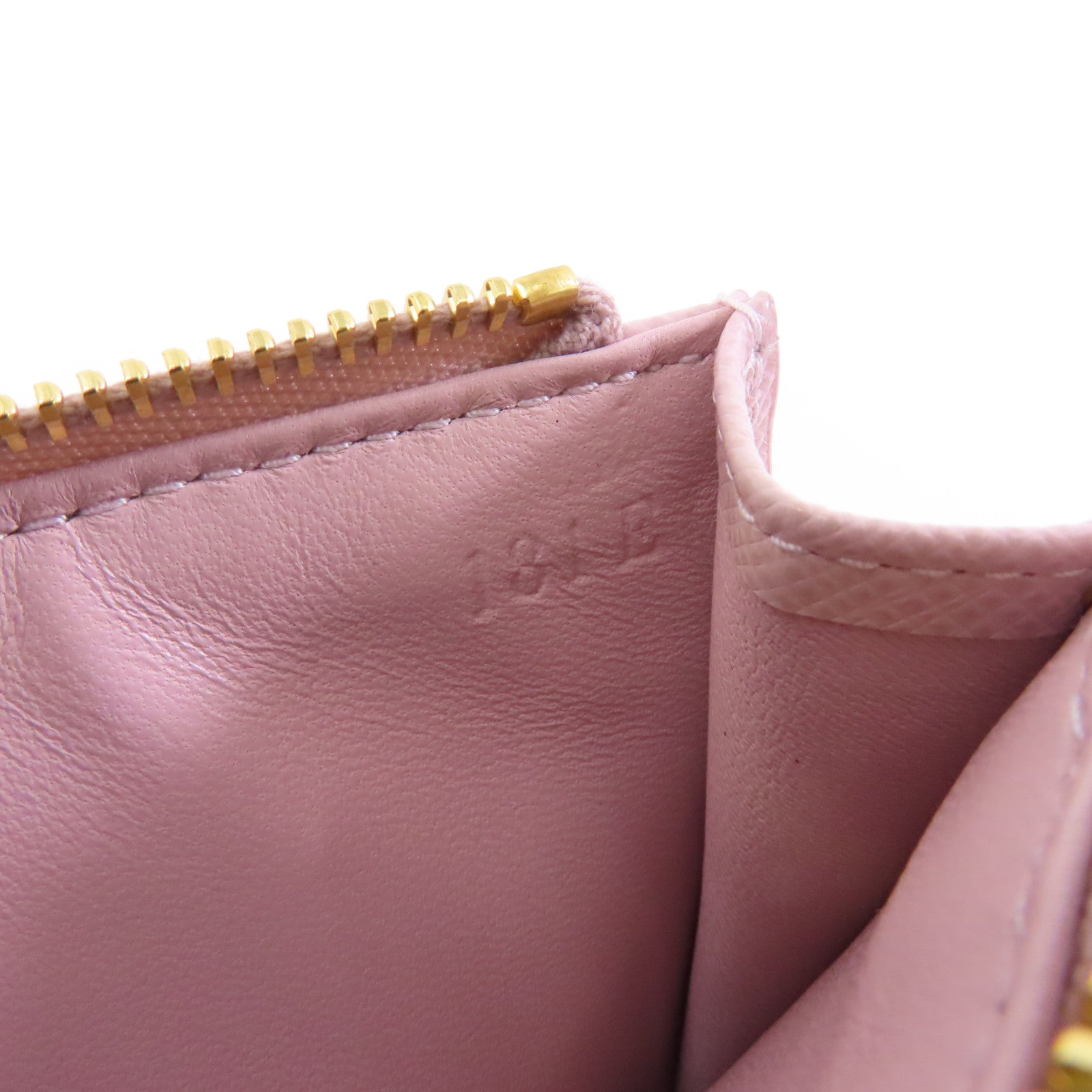 PRADA Saffiano皮革Card Case金扣卡片套粉紅色