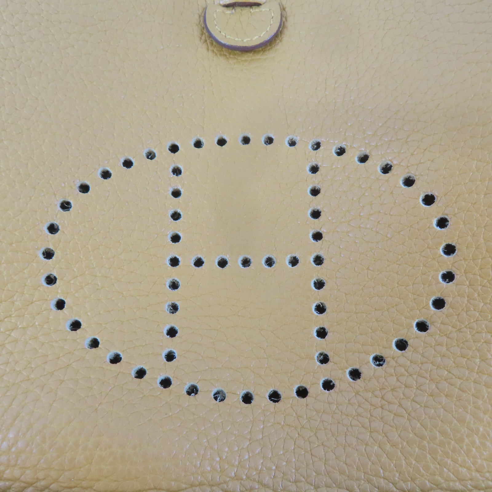 HERMES Clemence皮革Evelyne TPM銀扣肩背袋Biscuit/啡色