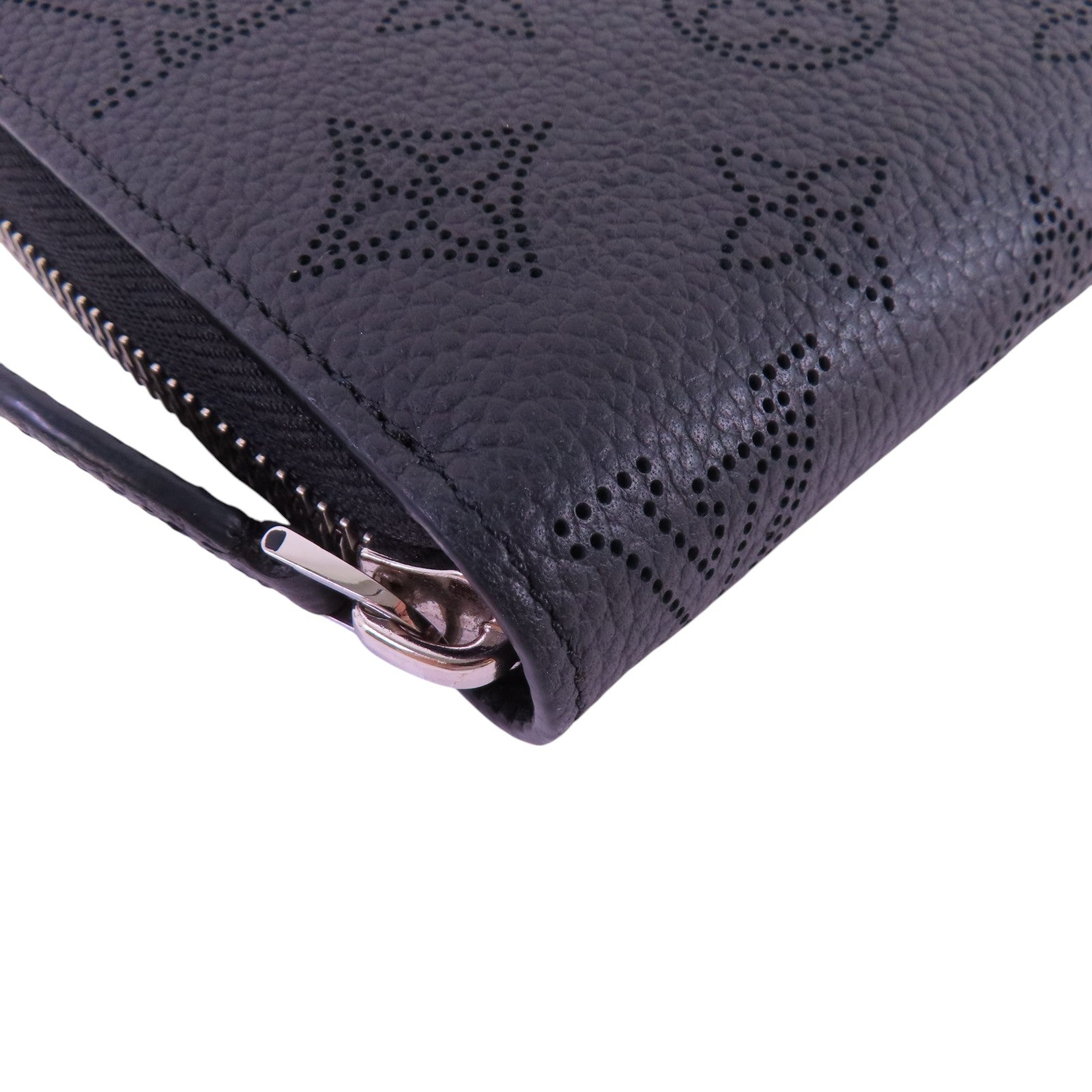 LOUIS VUITTON Monogram Mahina Zipper Wallet銀扣拉鏈長錢包