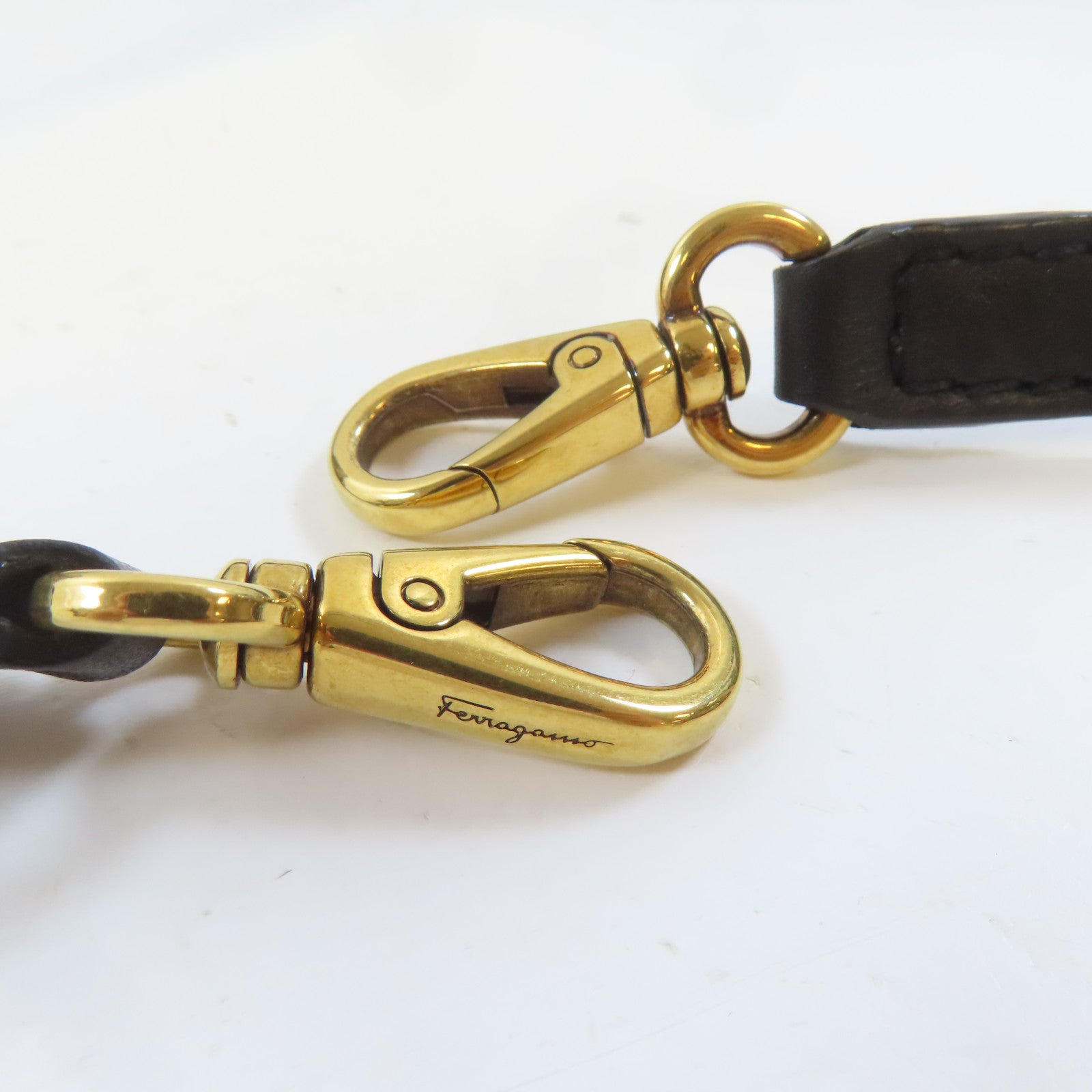 Salvatore Ferragamo 帆布/牛皮皮革Studio Bag金扣手挽肩背兩用袋黑色/米白色