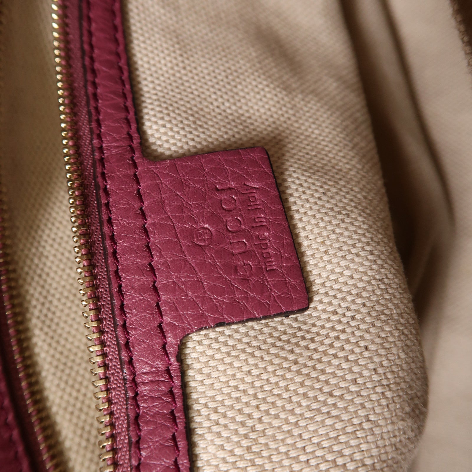 GUCCI 牛皮皮革Shoulder Bag金扣肩背袋