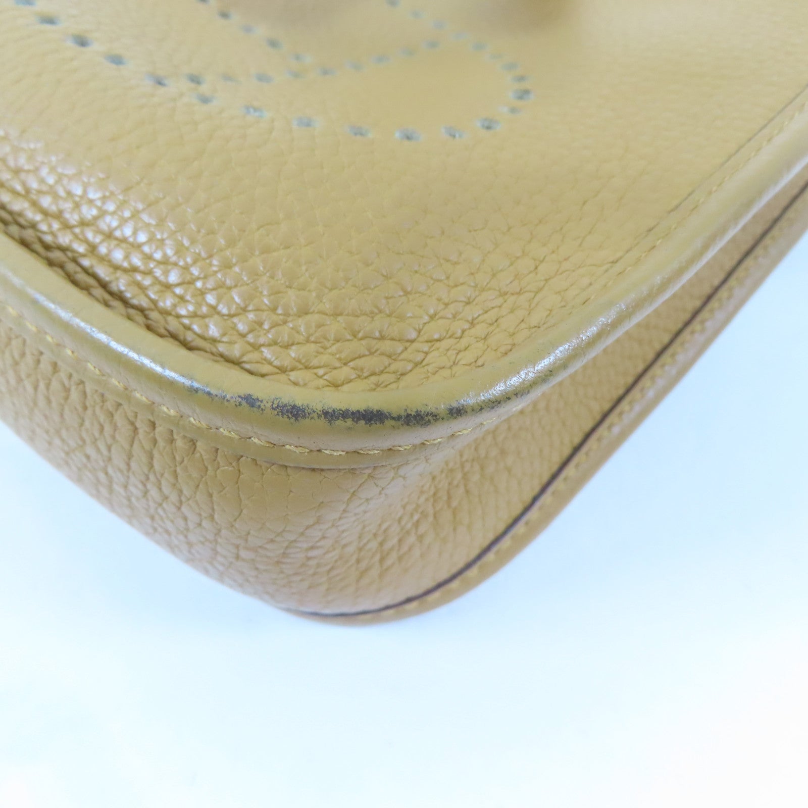 HERMES Clemence皮革Evelyne TPM銀扣肩背袋Biscuit/啡色