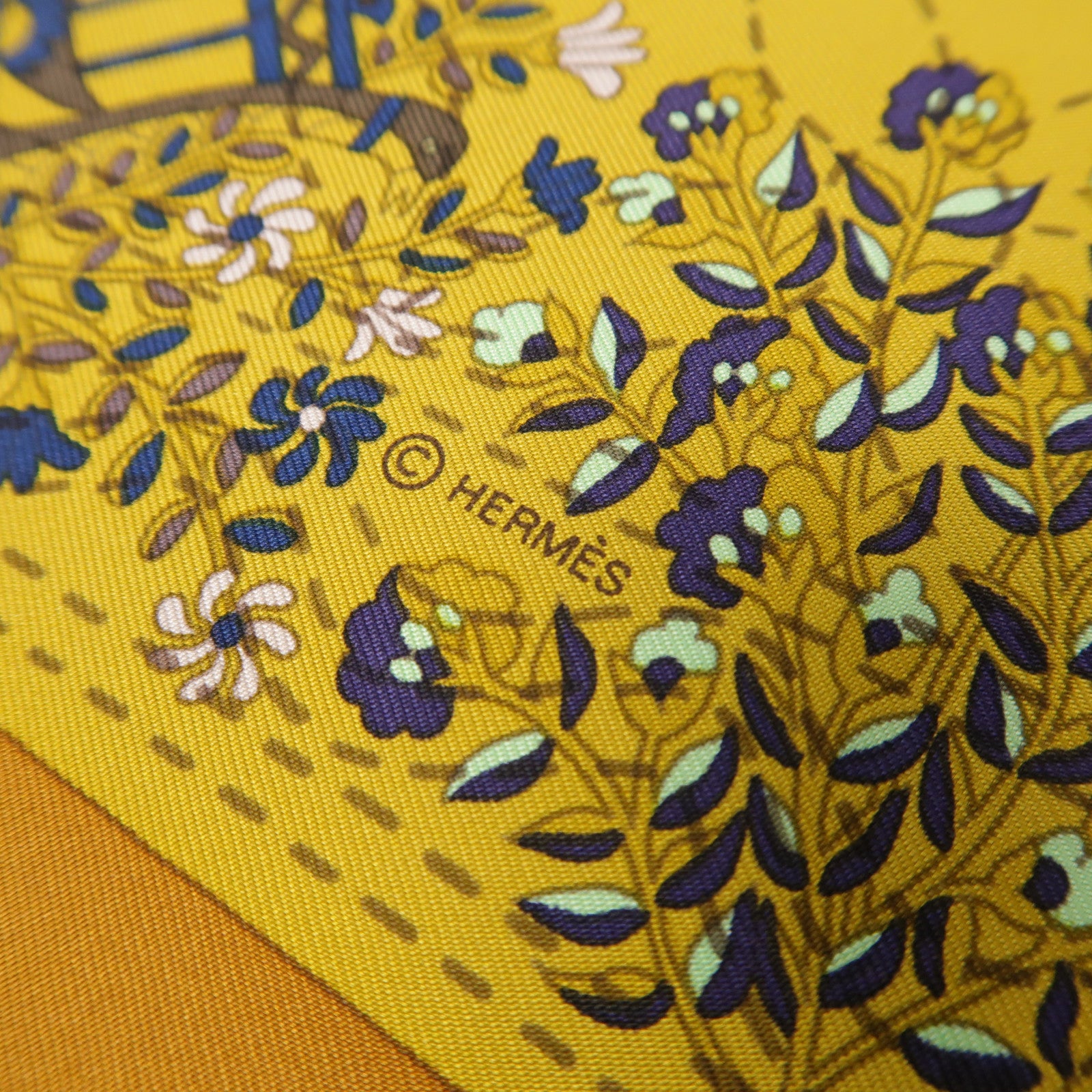 HERMES 絲質Scarf絲巾