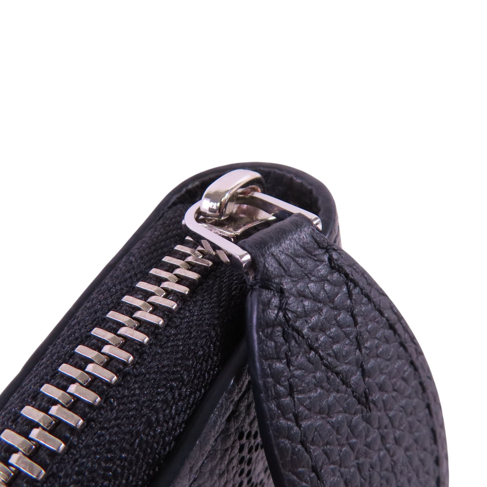 LOUIS VUITTON Monogram Mahina Zipper Wallet銀扣拉鏈長錢包