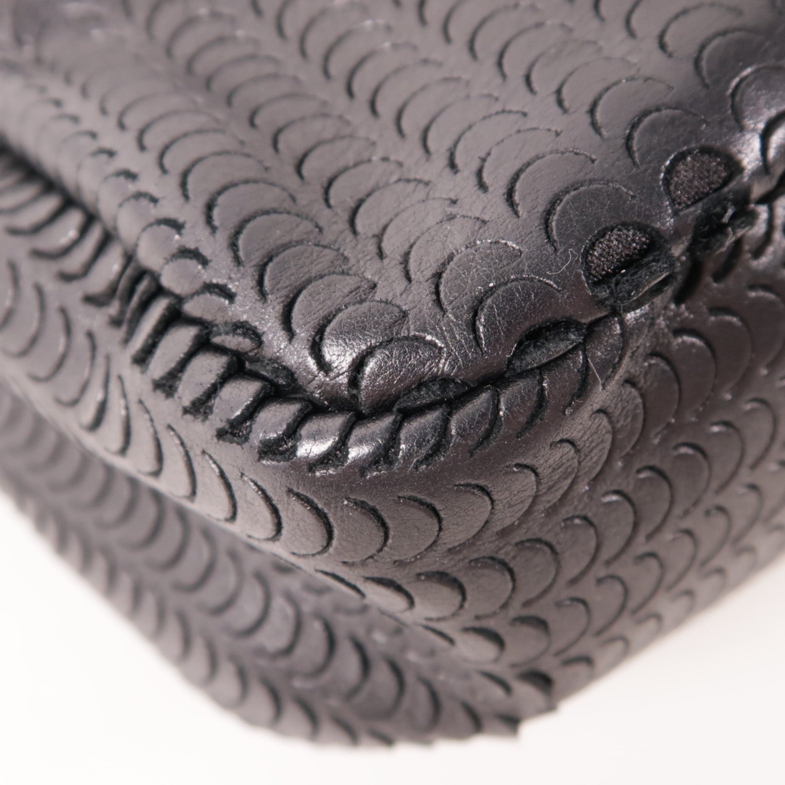 CHANEL 牛皮皮革Chain Shoulder鏈帶肩背袋