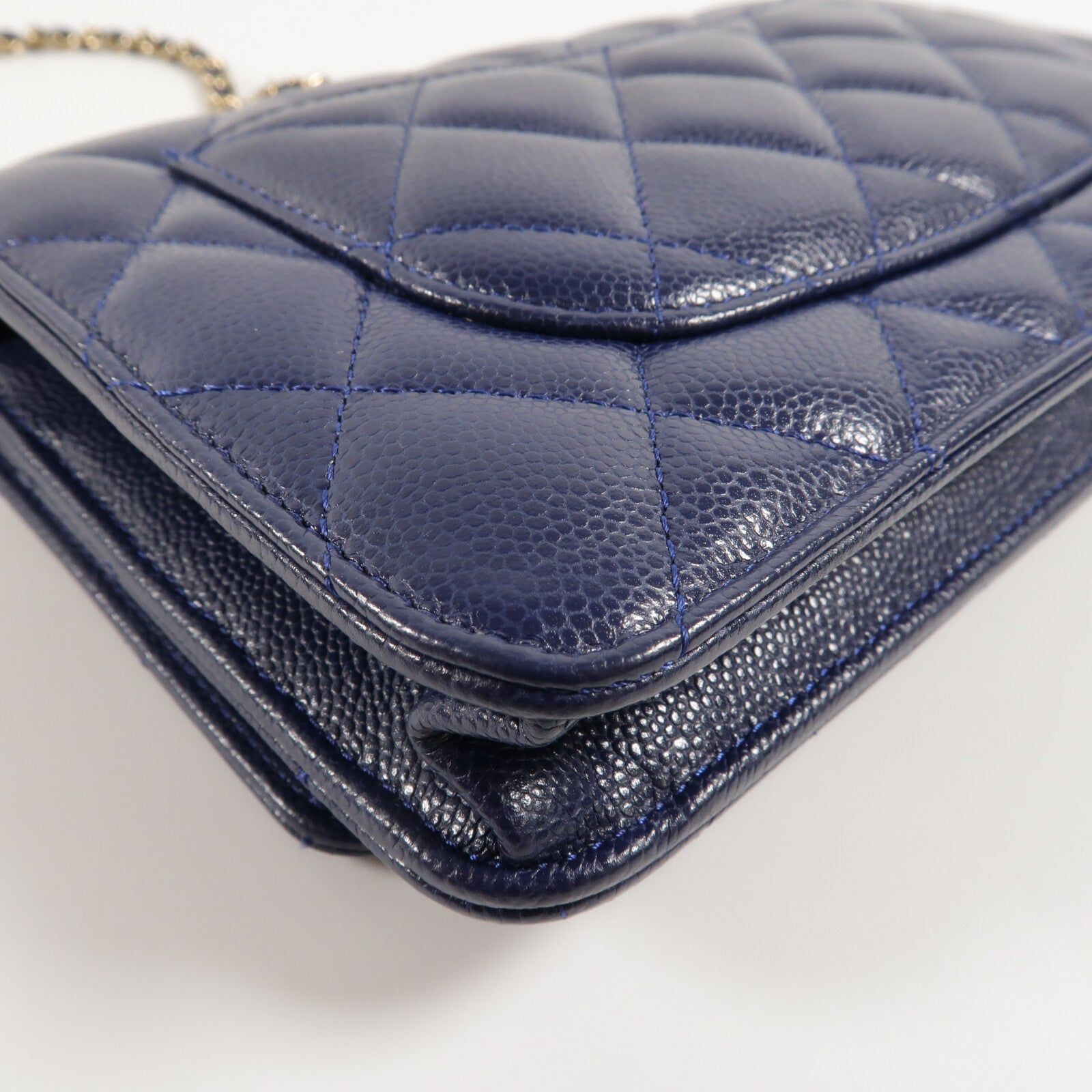 CHANEL 牛皮皮革WOC Wallet On Chain鏈帶肩背袋