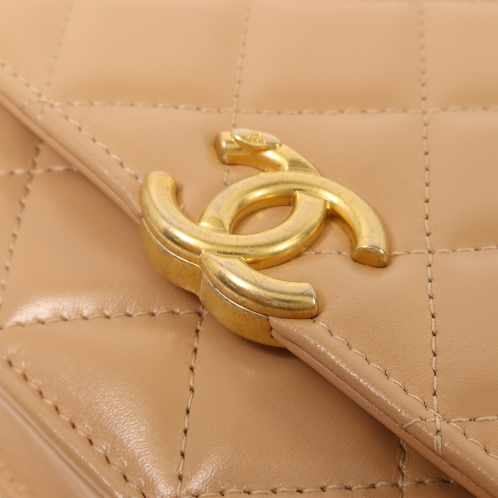CHANEL 牛皮皮革WOC Wallet On Chain鏈帶肩背袋