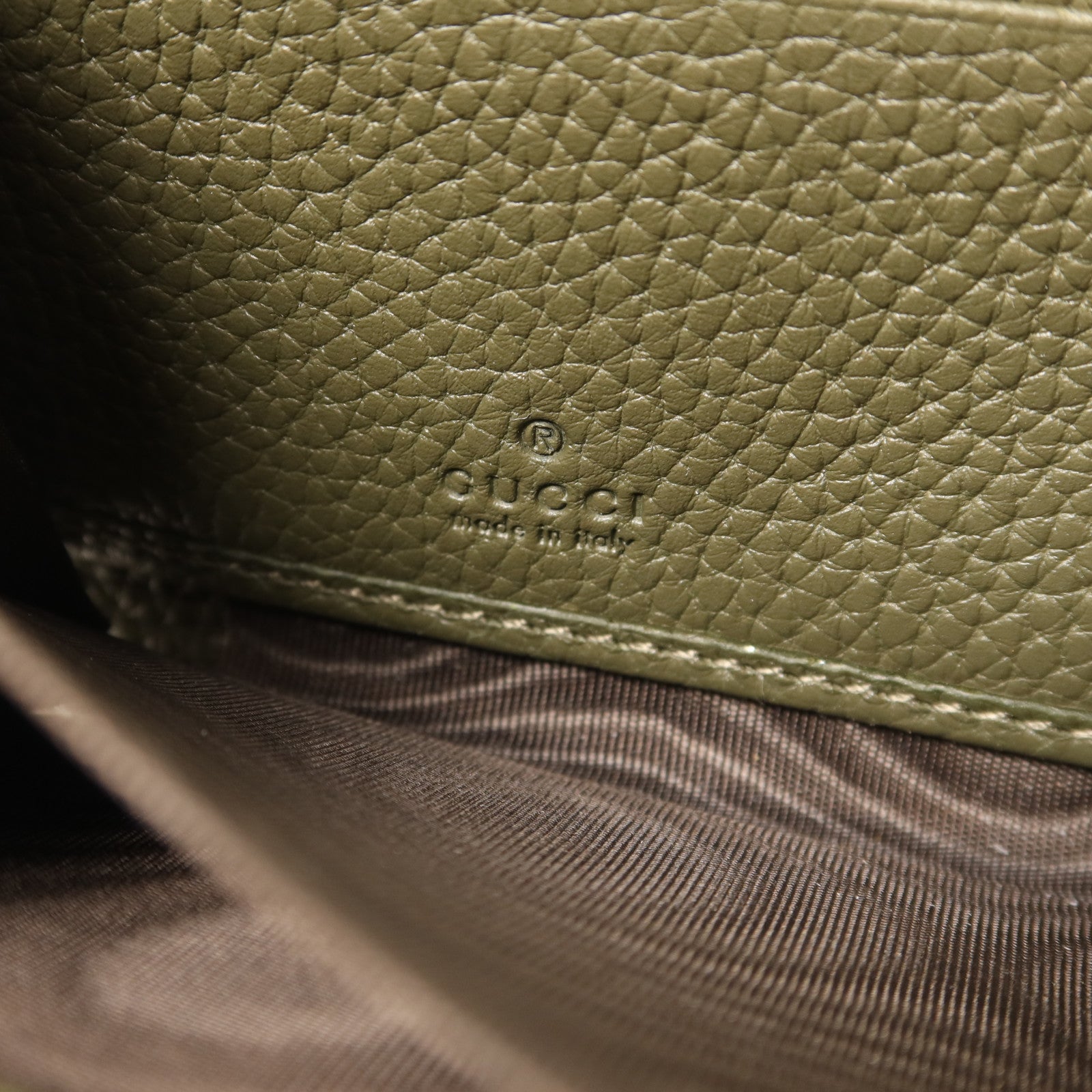GUCCI 牛皮皮革Long Round Wallet銀扣長錢包