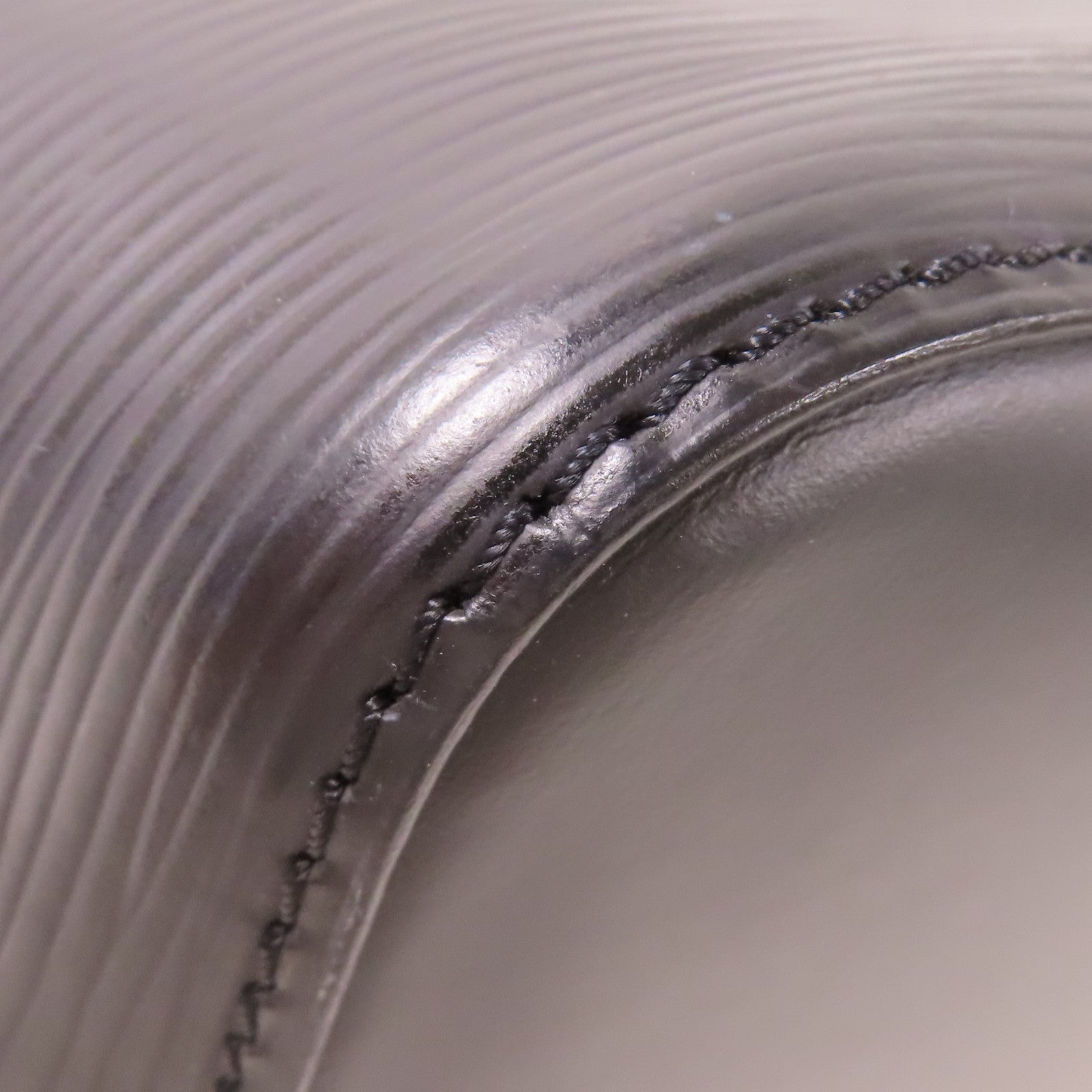 LOUIS VUITTON Epi Neo Noe MM銀扣手挽肩背兩用袋