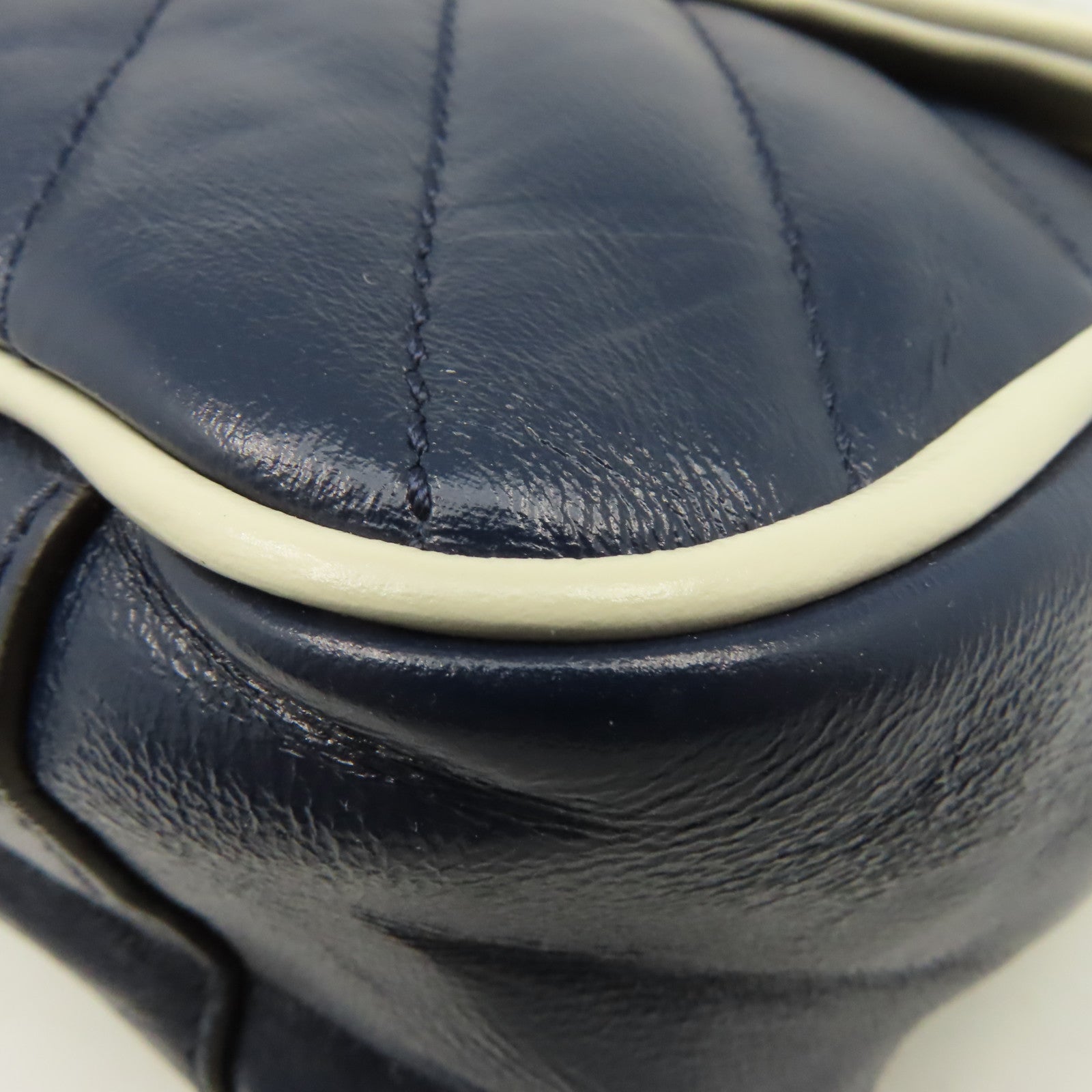 GUCCI 【激減優惠】牛皮皮革GG Marmont Small Shoulder Bag鏈帶肩背袋寶藍色/米白色