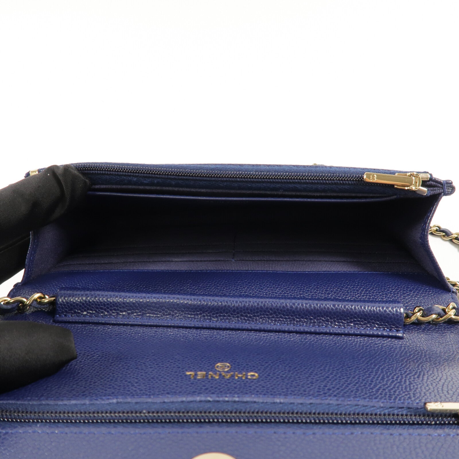 CHANEL 牛皮皮革WOC Wallet On Chain鏈帶肩背袋