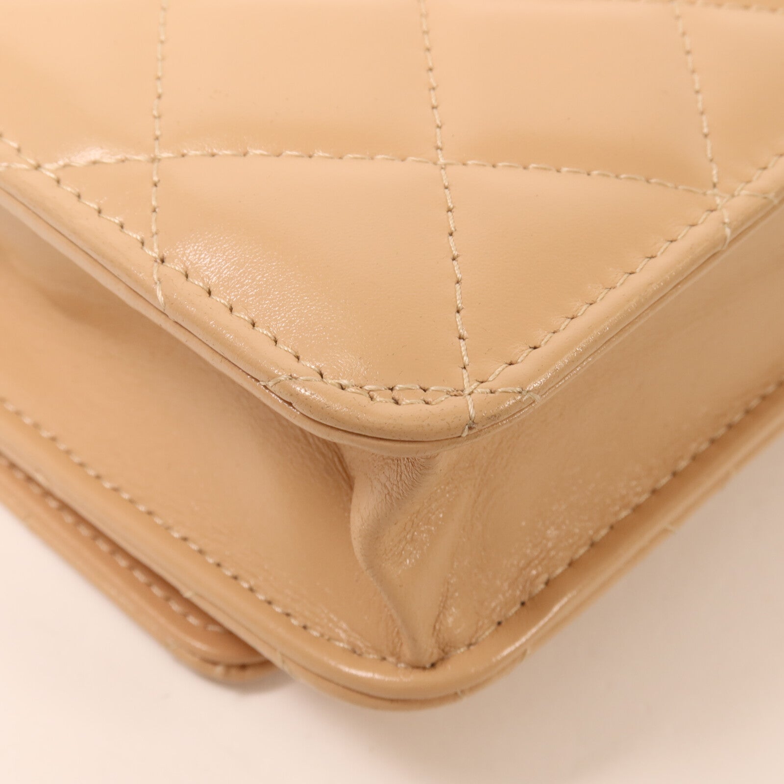 CHANEL 牛皮皮革WOC Wallet On Chain鏈帶肩背袋