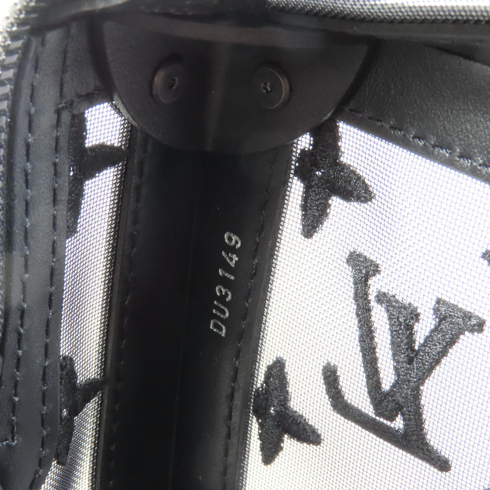 LOUIS VUITTON Monogram Mesh Soft Trunk肩背袋