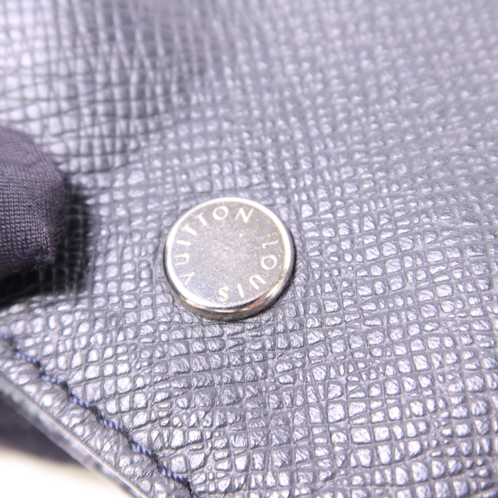 LOUIS VUITTON Taigarama Monogram Eclipse City Tote銀扣肩背袋