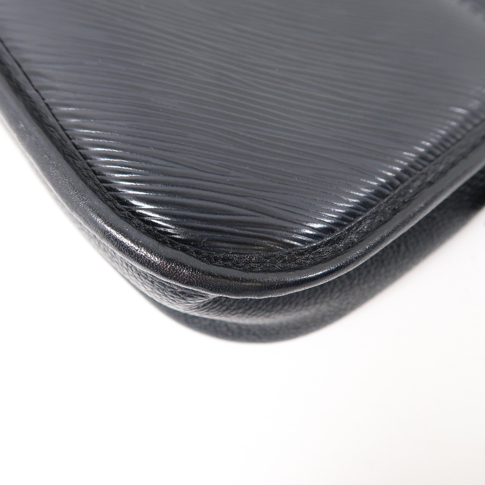 LOUIS VUITTON Epi Buci銀扣肩背袋黑色