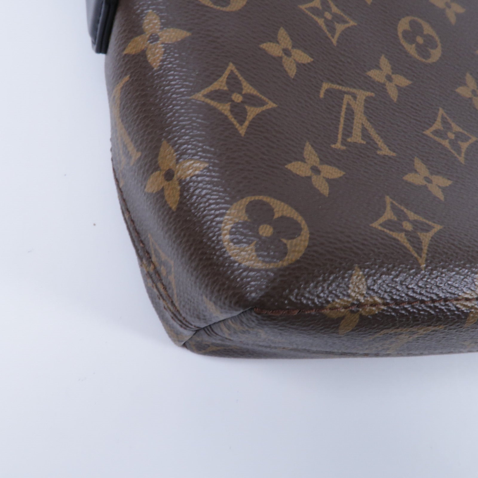LOUIS VUITTON Monogram Macassar Magnetic Messenger Bag肩背袋