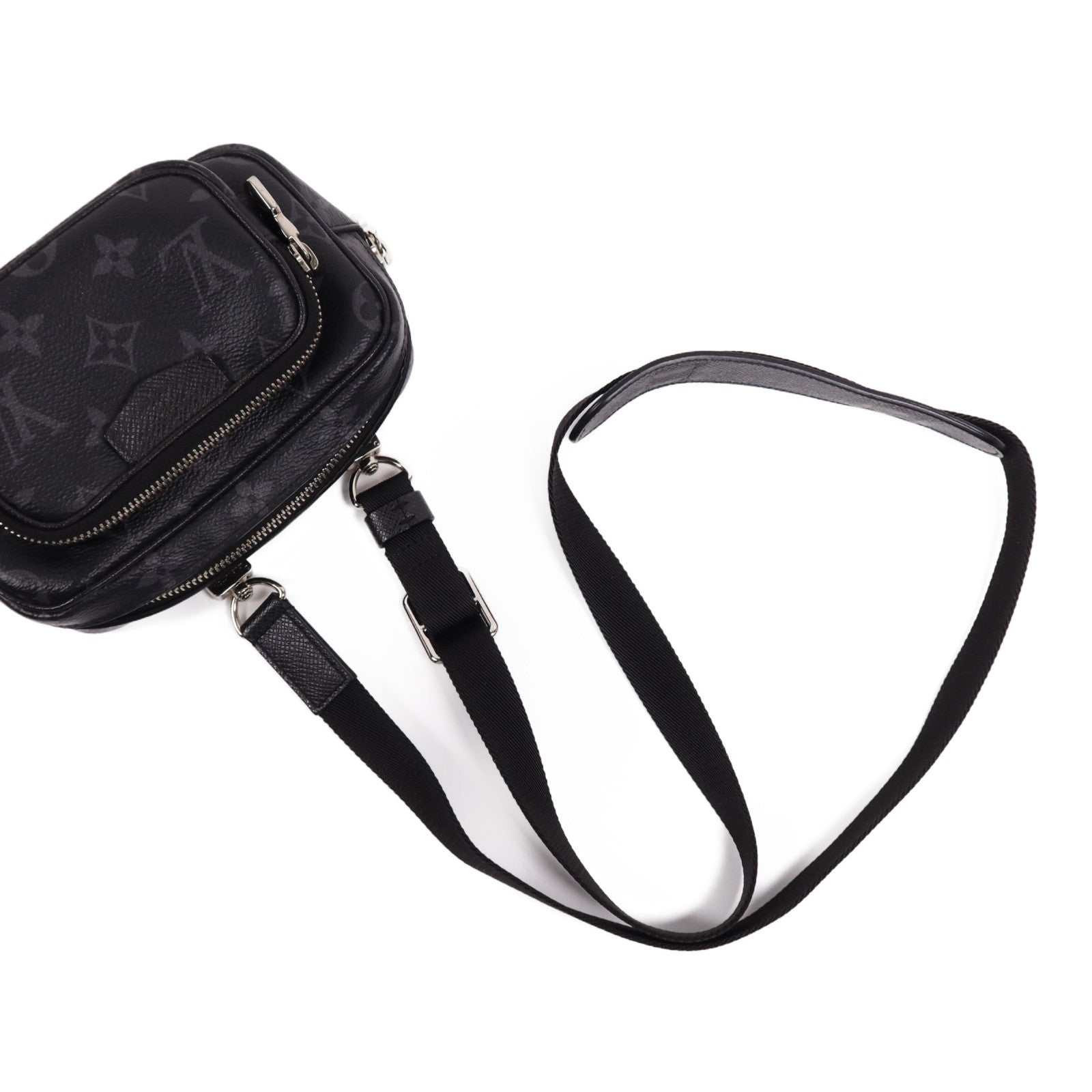 LOUIS VUITTON Taigalama Outdoor Pochette腰包/肩背袋