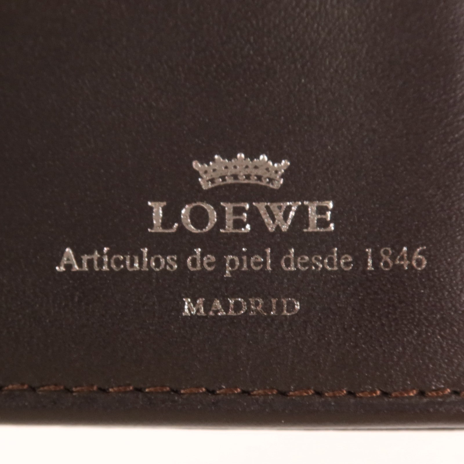 LOEWE 牛皮皮革Wallet長錢包