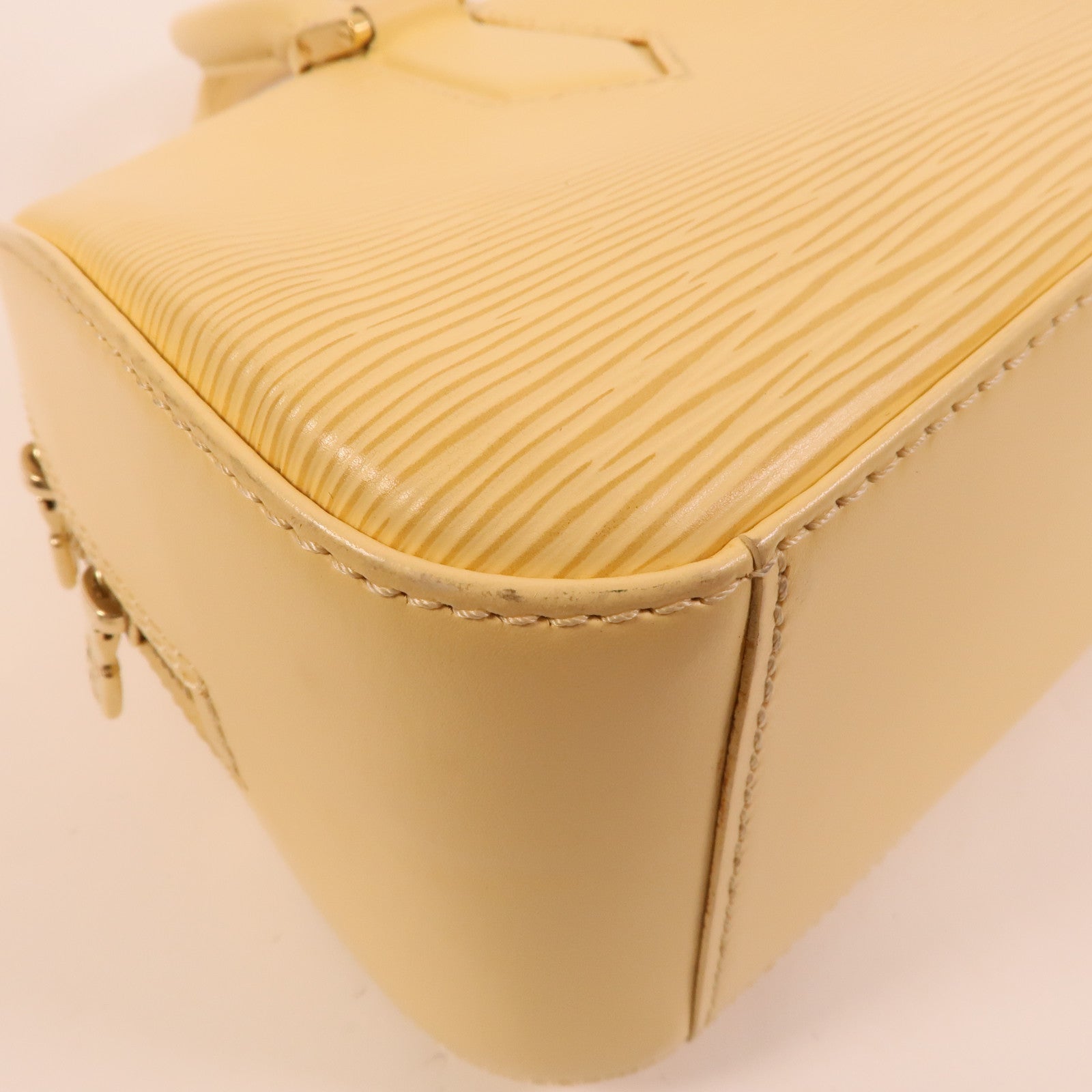 LOUIS VUITTON Epi Jasmin金扣手挽袋
