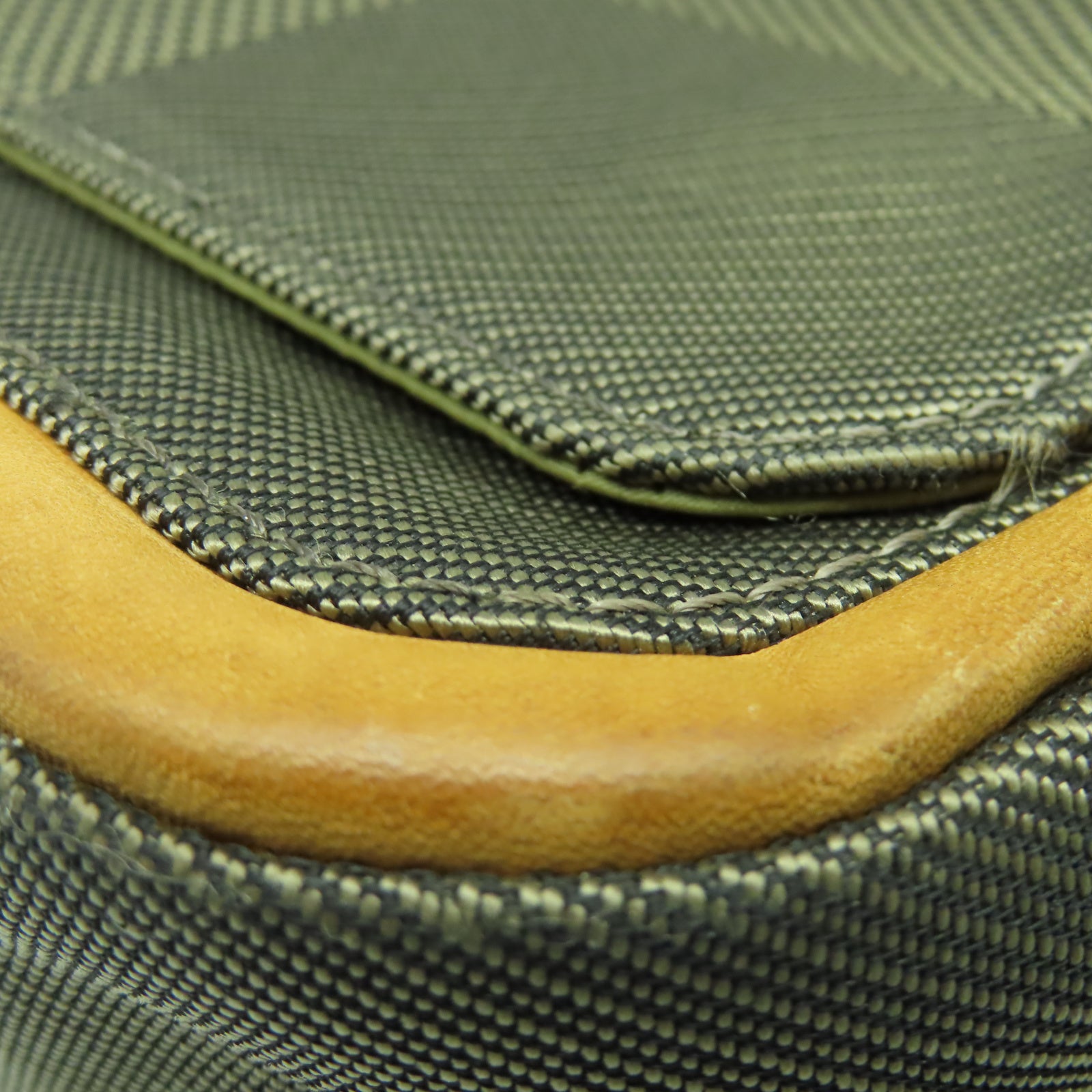 LOUIS VUITTON Damier Geant Mesaje NM銀扣肩背袋棕色