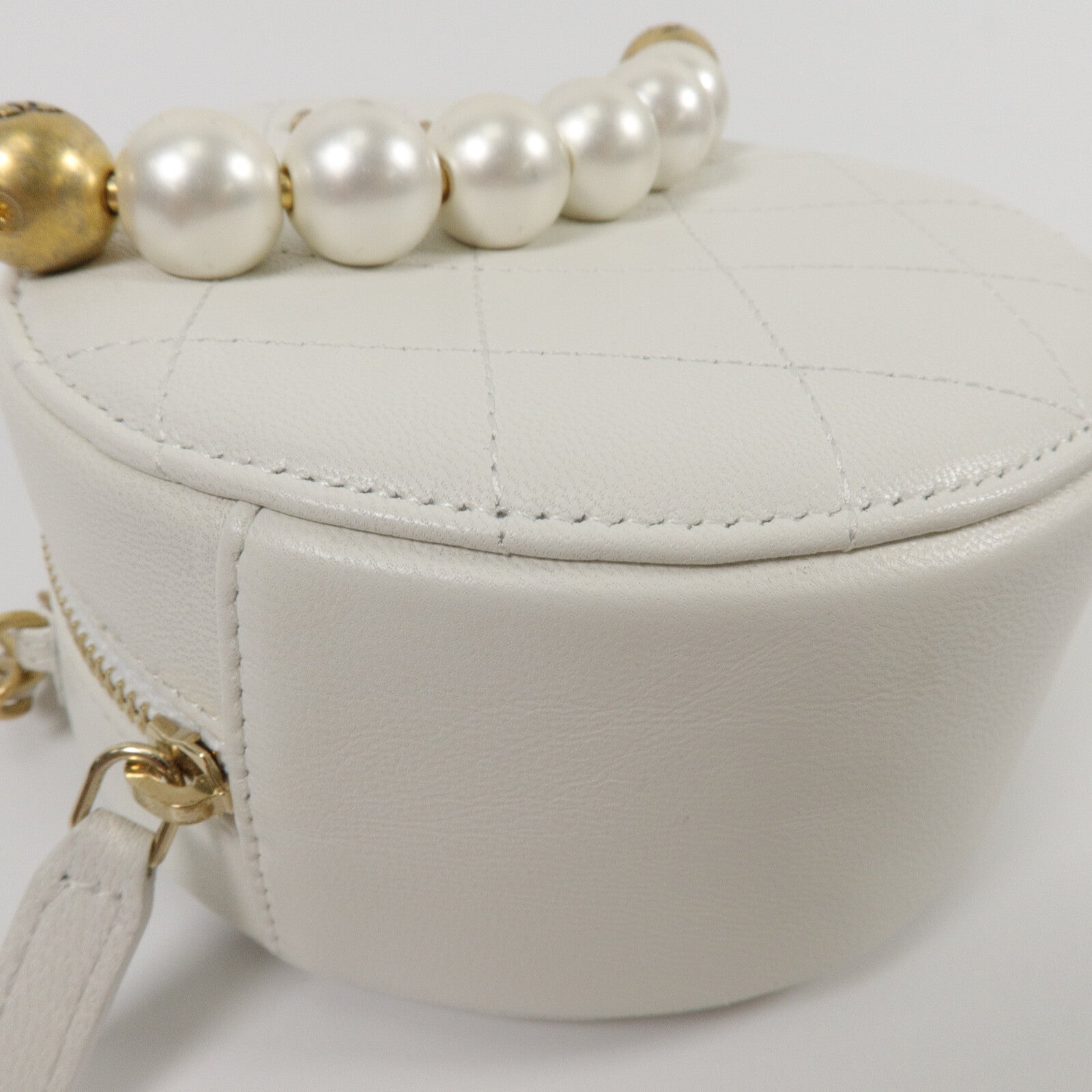 CHANEL 牛皮皮革Chain Shoulder鏈帶肩背袋
