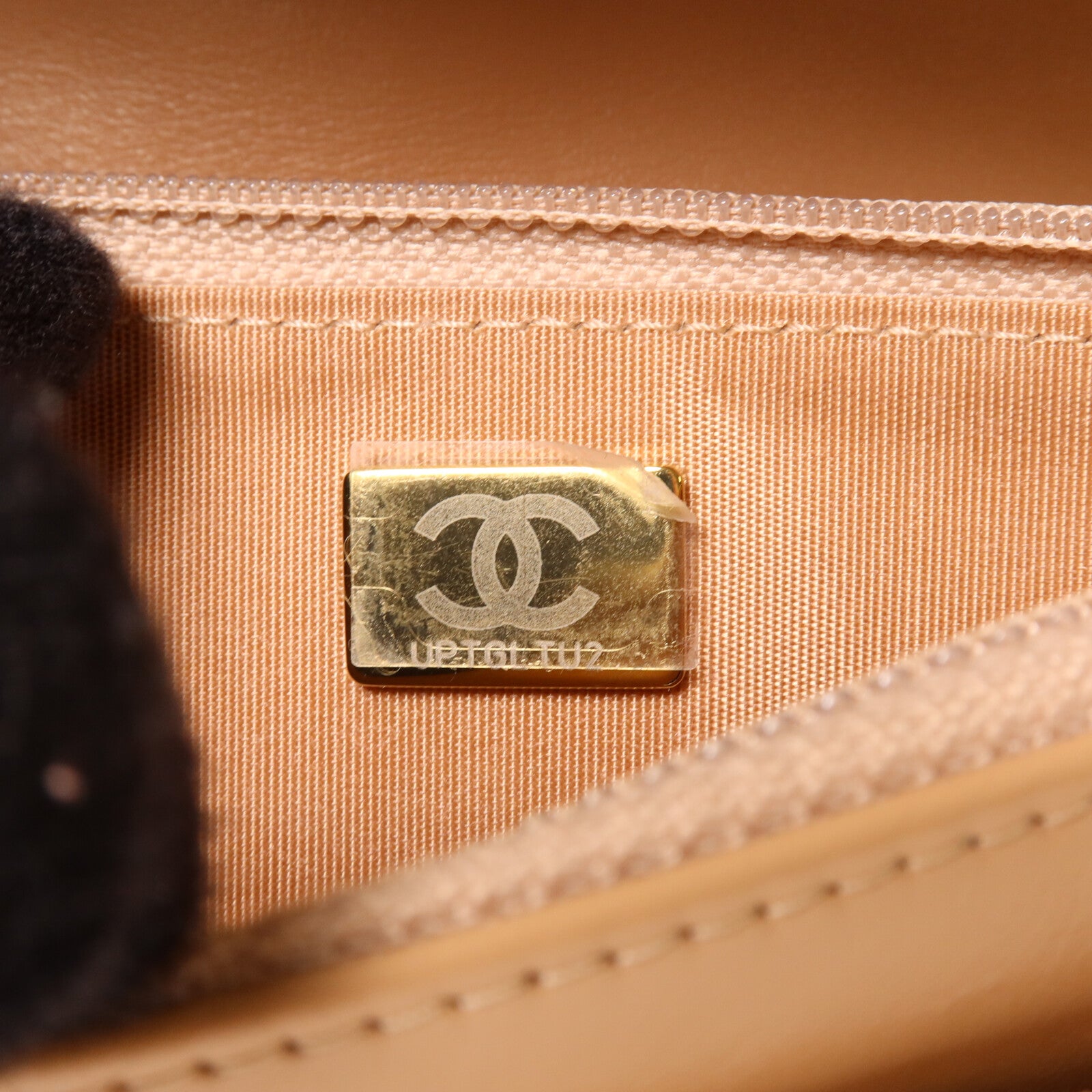 CHANEL 牛皮皮革WOC Wallet On Chain鏈帶肩背袋