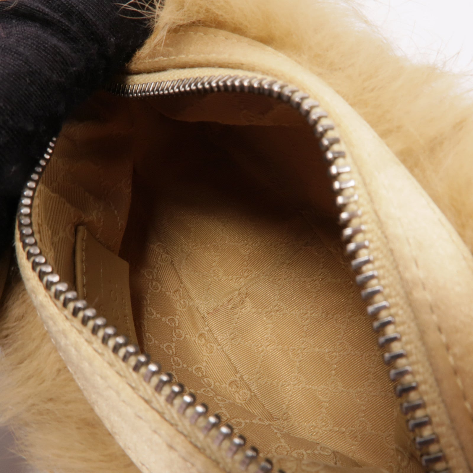 GUCCI 兔毛Clutch手挽袋棕色