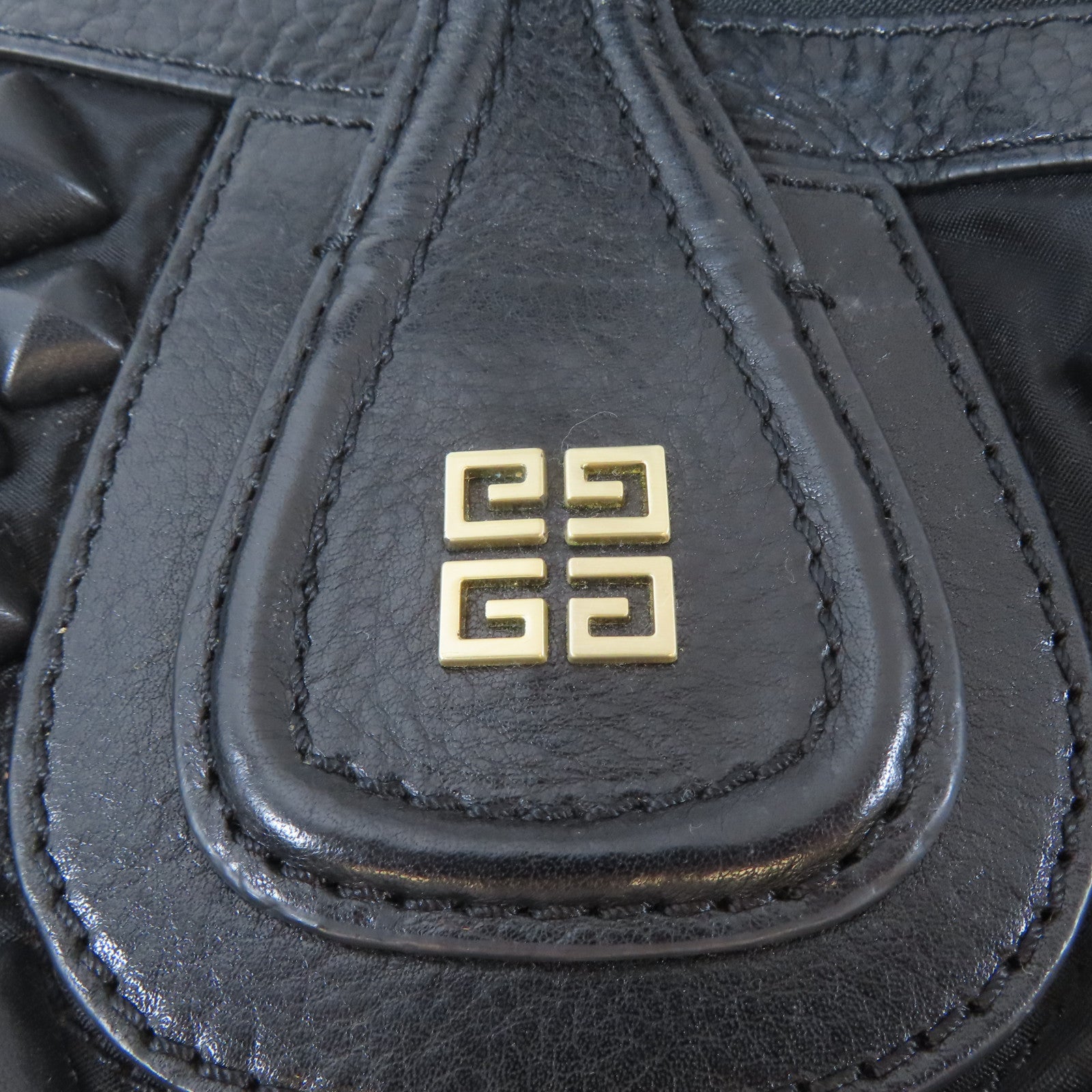 GIVENCHY 【激減優惠】尼龍Nightingale Studded Bag金扣手挽肩背兩用袋黑色