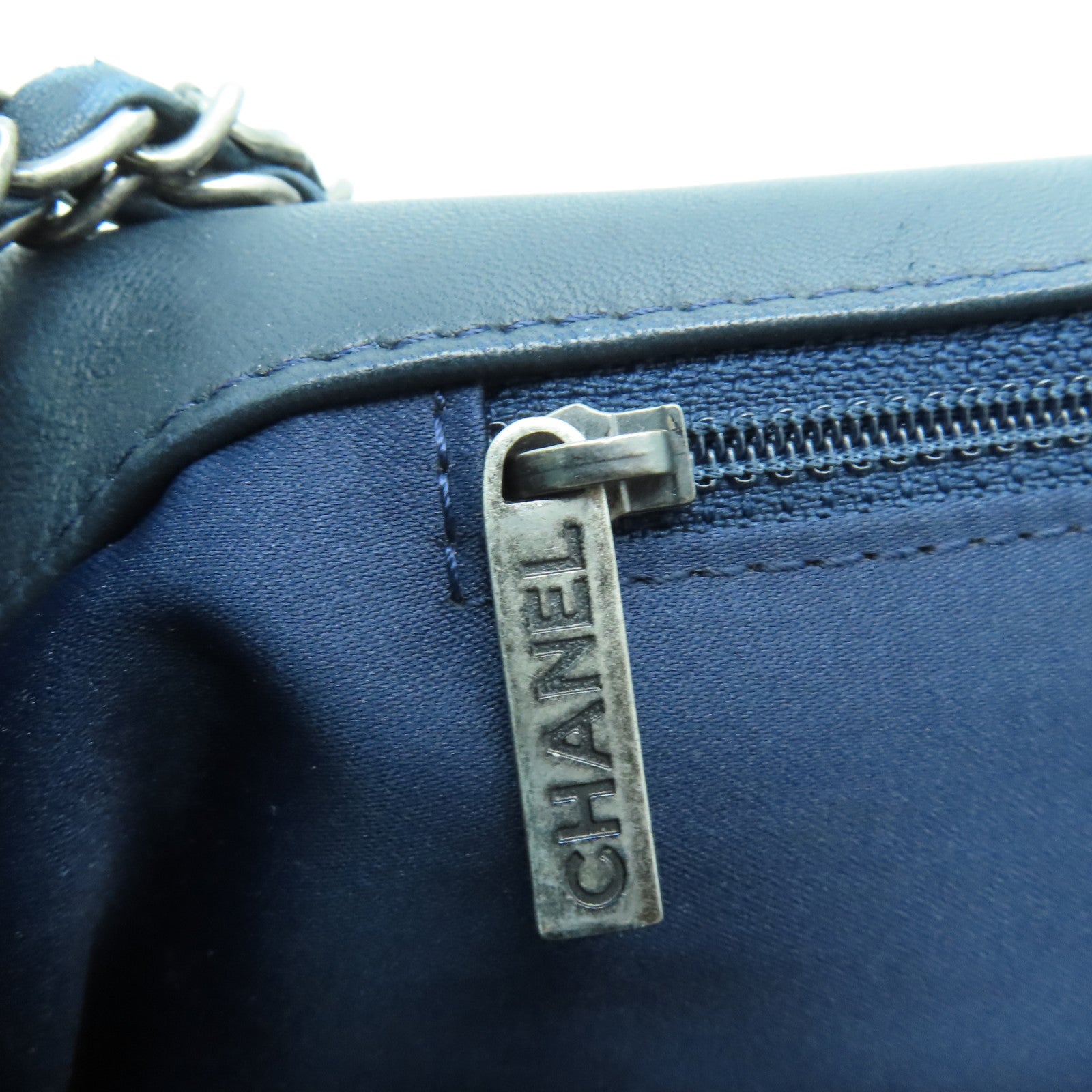 CHANEL **【清倉大減價】菱格皮革Shoulder Bag銀扣肩背袋藍色