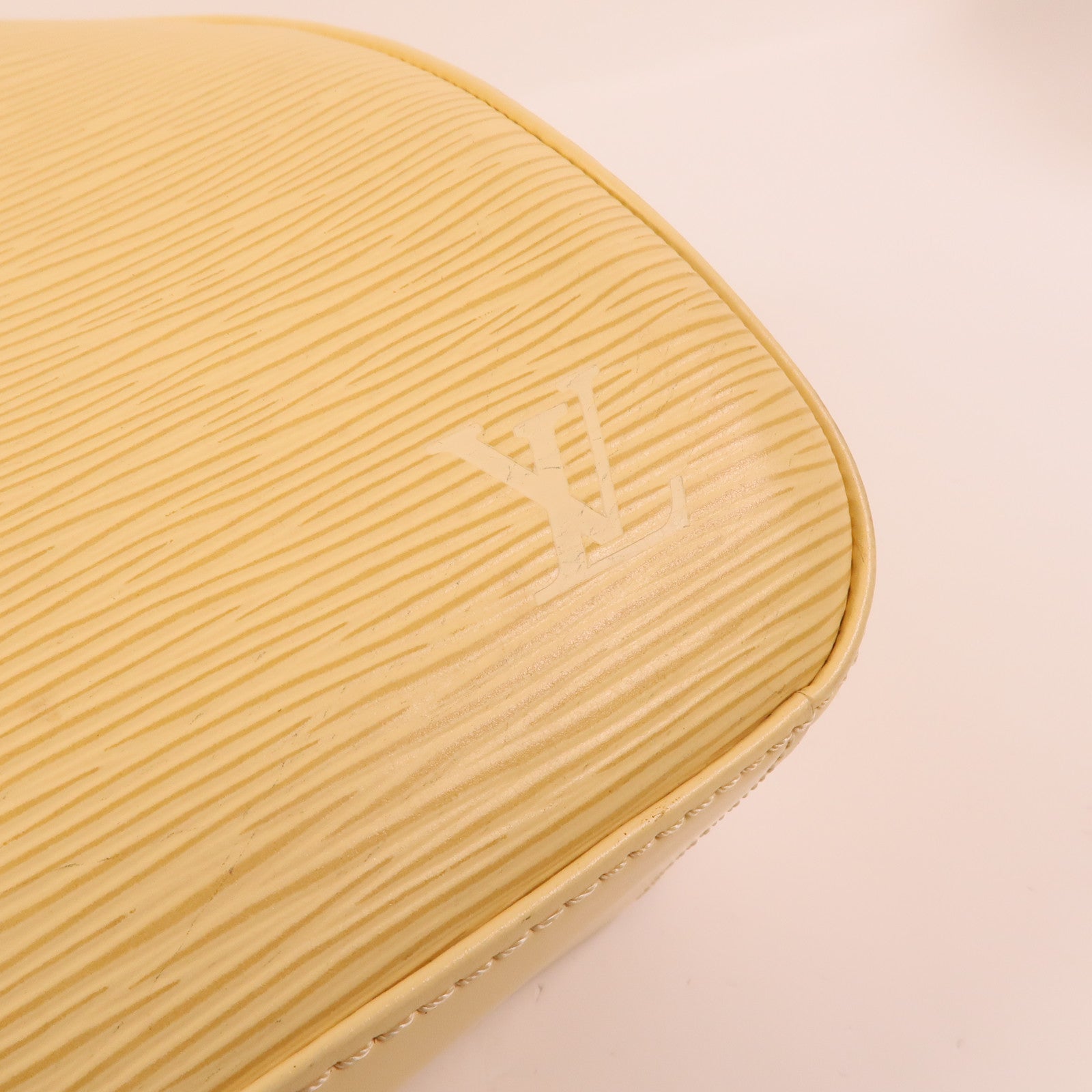 LOUIS VUITTON Epi Jasmin金扣手挽袋
