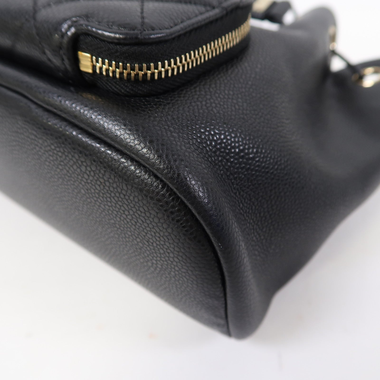 CHANEL Caviar皮革Chain Shoulder Bag金扣鏈帶肩背袋黑色
