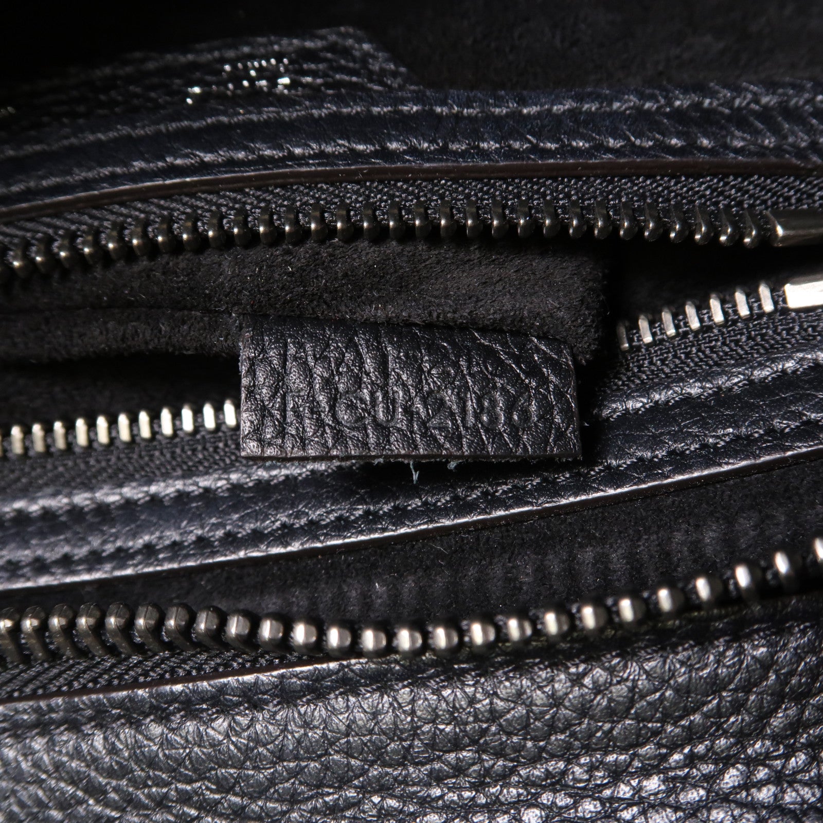 CELINE 牛皮皮革Luggage銀扣肩背袋黑色