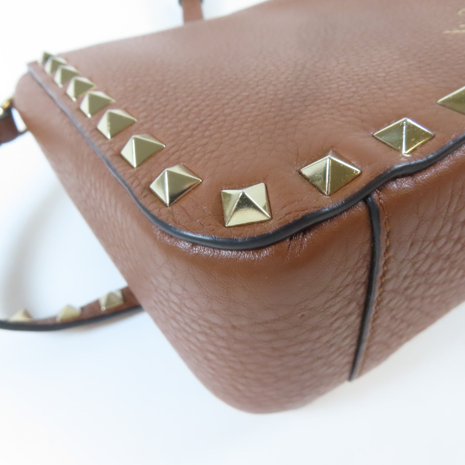 Valentino 牛皮皮革Shoulder Bag金扣肩背袋啡色