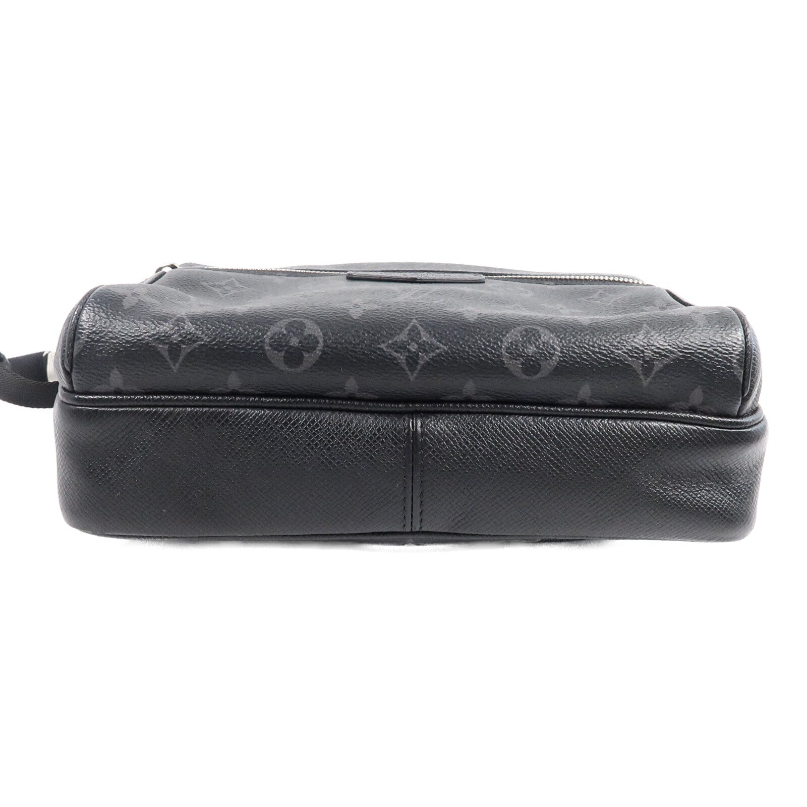 LOUIS VUITTON Monogram Eclipse/Taiga Outdoor Messenger銀扣肩背袋