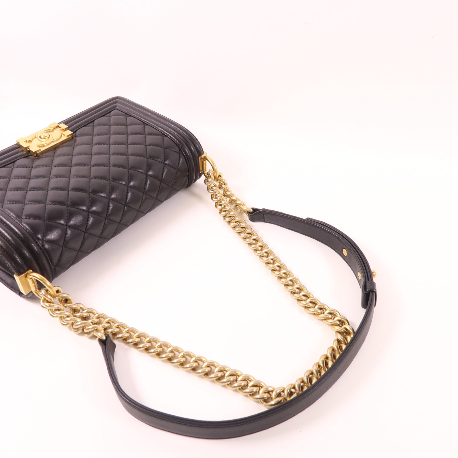 CHANEL 牛皮皮革Boy 25金扣鏈帶肩背袋