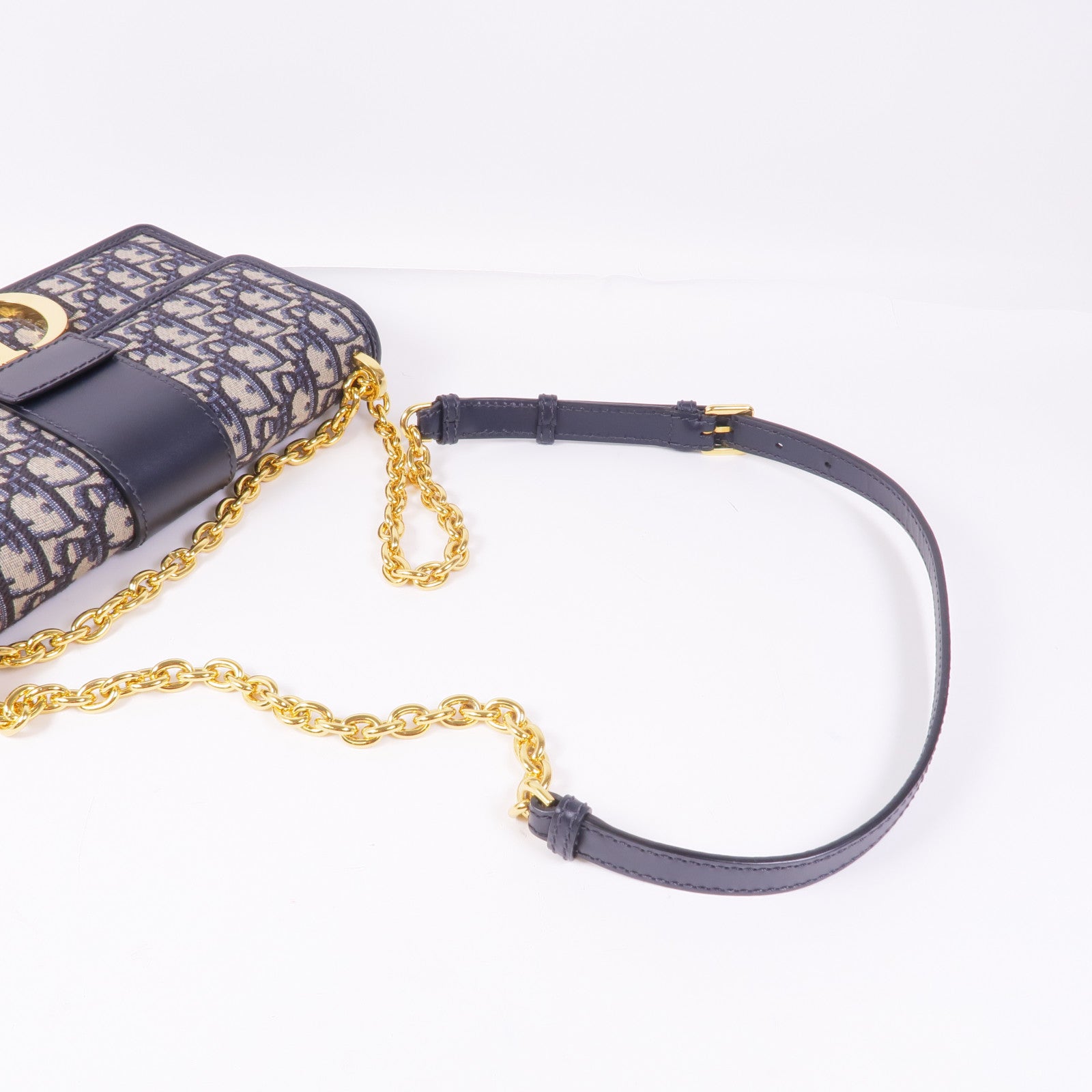 Dior 帆布Montaigne金扣鏈帶肩背袋