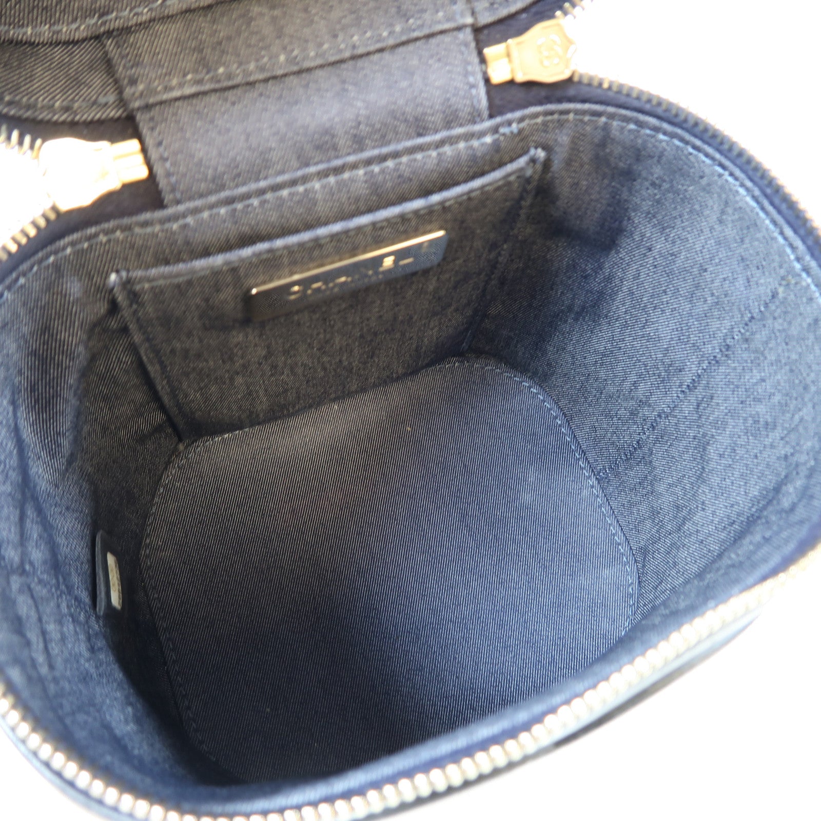 CHANEL 【激減優惠】羊皮皮革Vanity Case銀扣鏈帶手挽肩背兩用袋深藍色