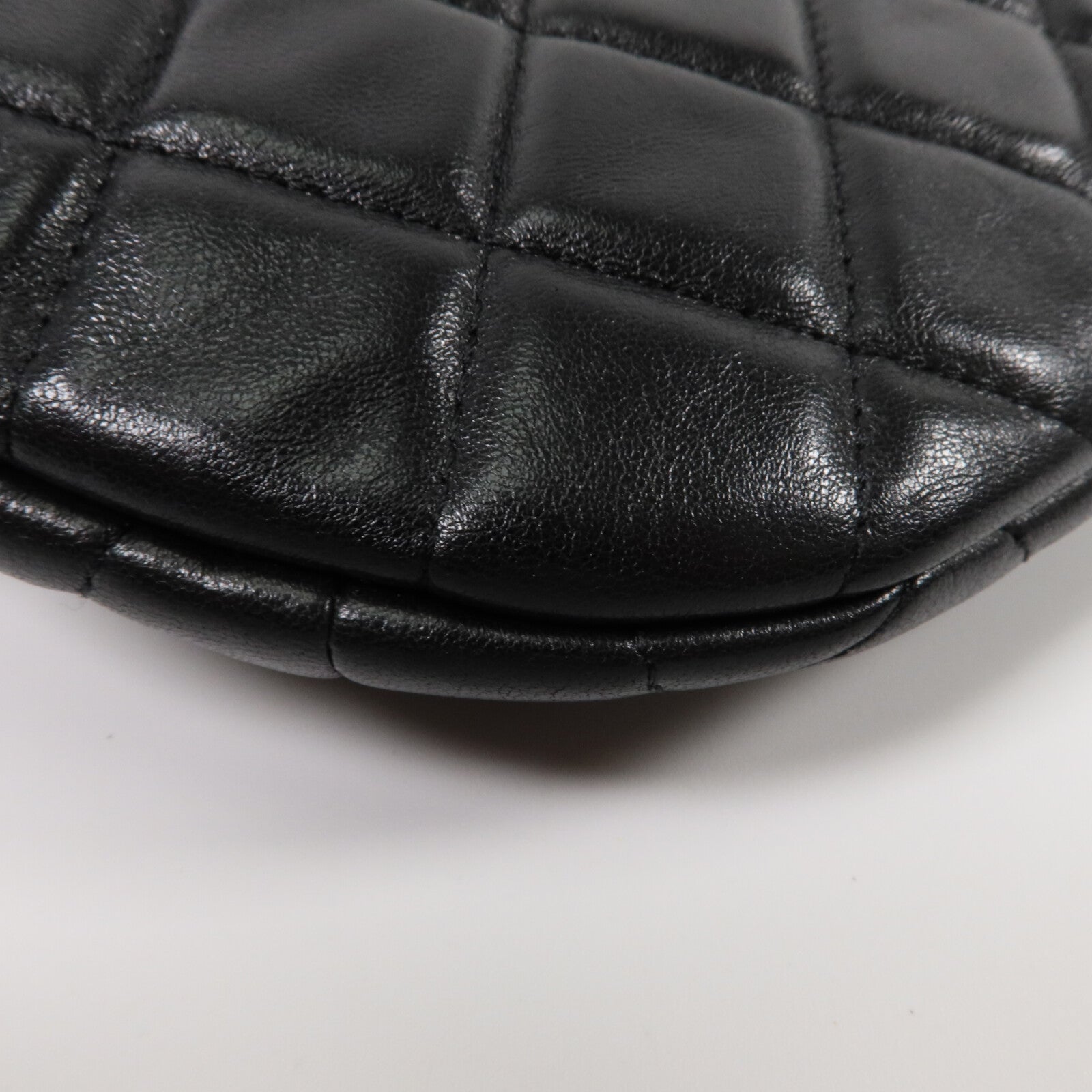 CHANEL 羊皮皮革24P Waist Bag腰包
