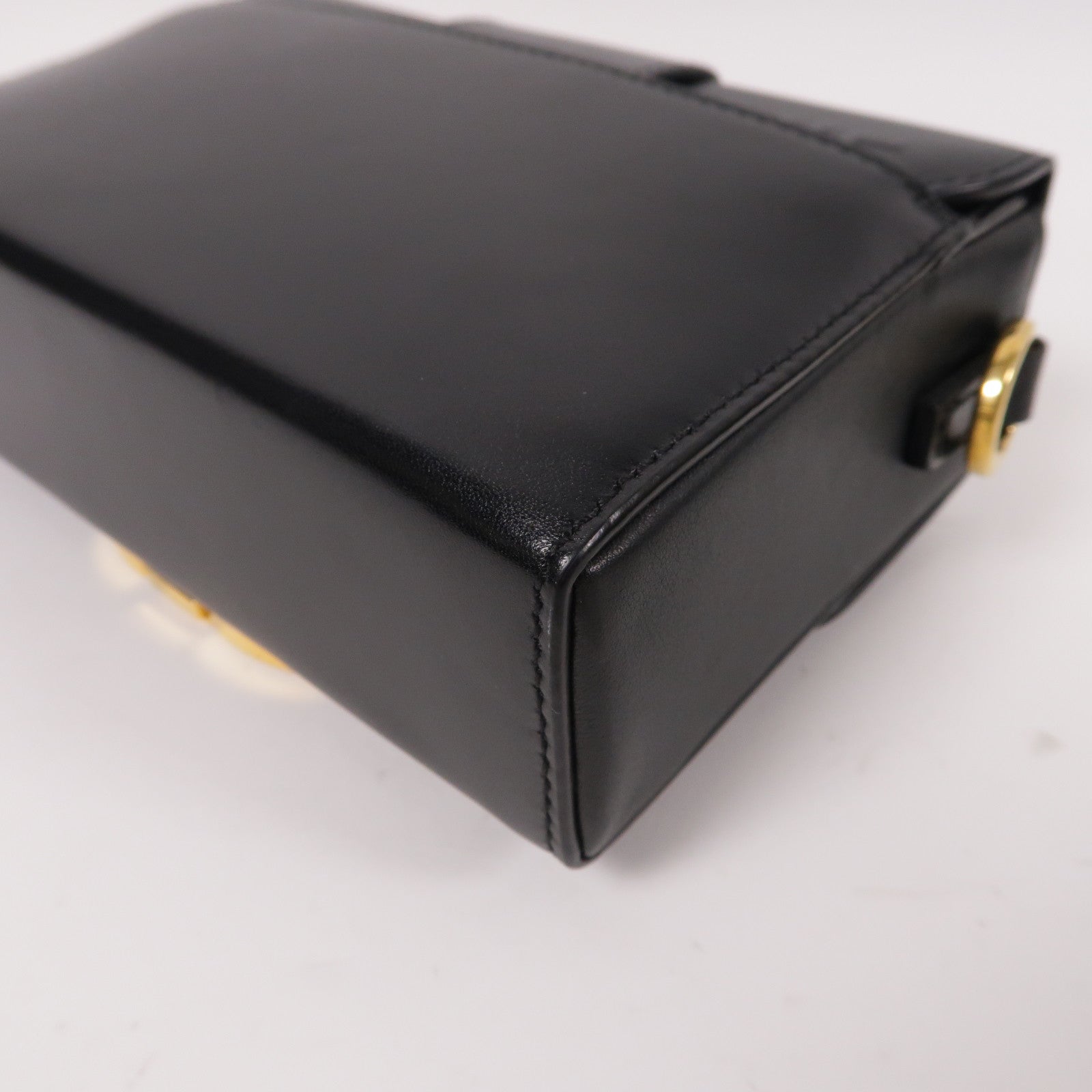 Dior 牛皮皮革30 Montaigne金扣肩背袋黑色