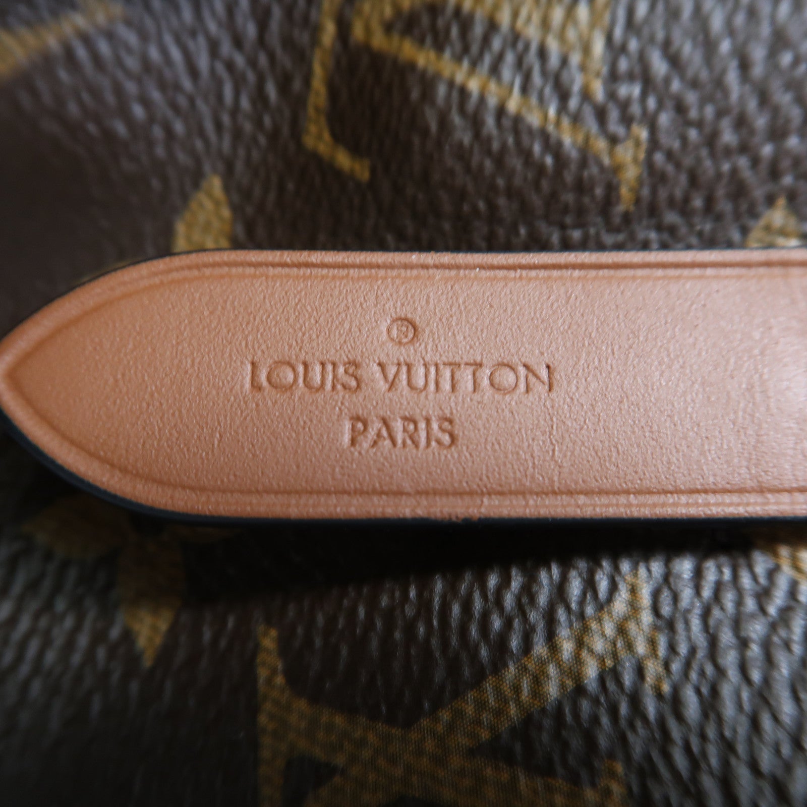 LOUIS VUITTON Monogram Neo Noe MM金扣肩背袋